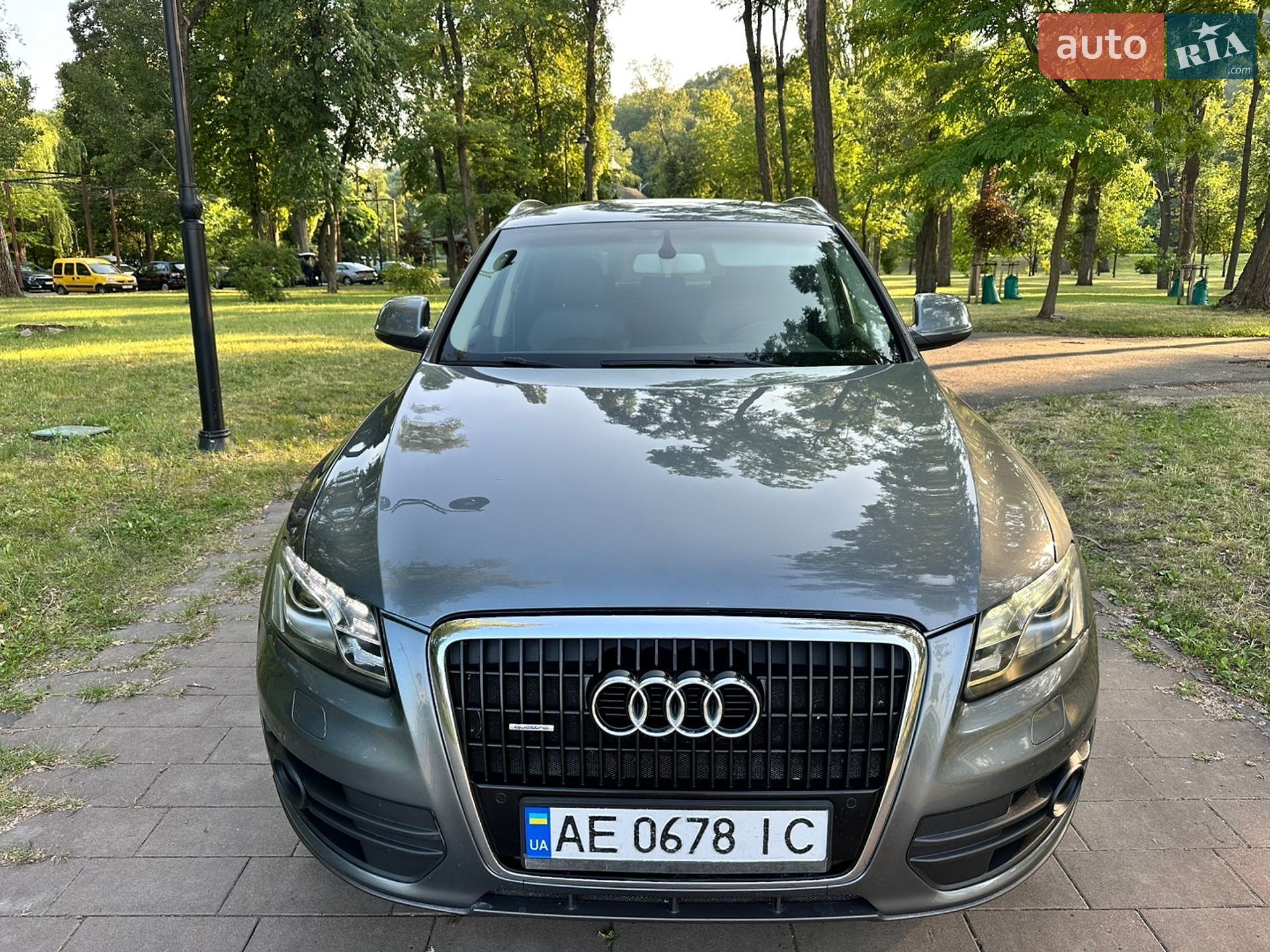 Audi Q5 2012 VIN WAUZZZ8RXCA083064 фото оголошення 13 з 35