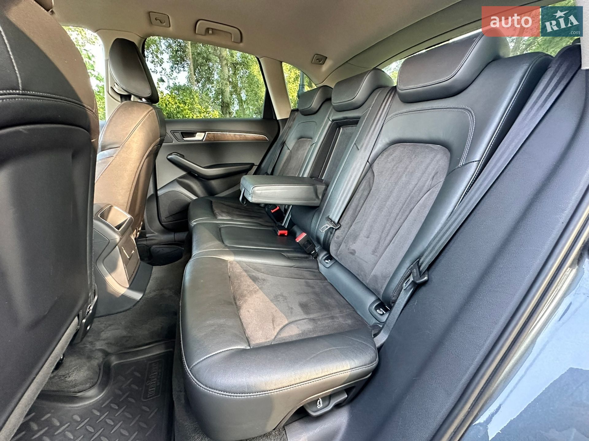 Audi Q5 2012 VIN WAUZZZ8RXCA083064 фото оголошення 19 з 35