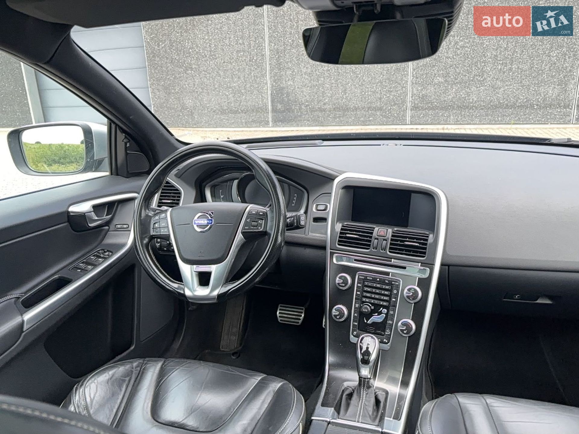 Volvo XC60 2015 VIN YV1DZ8256F2685077 фото оголошення 79 з 89