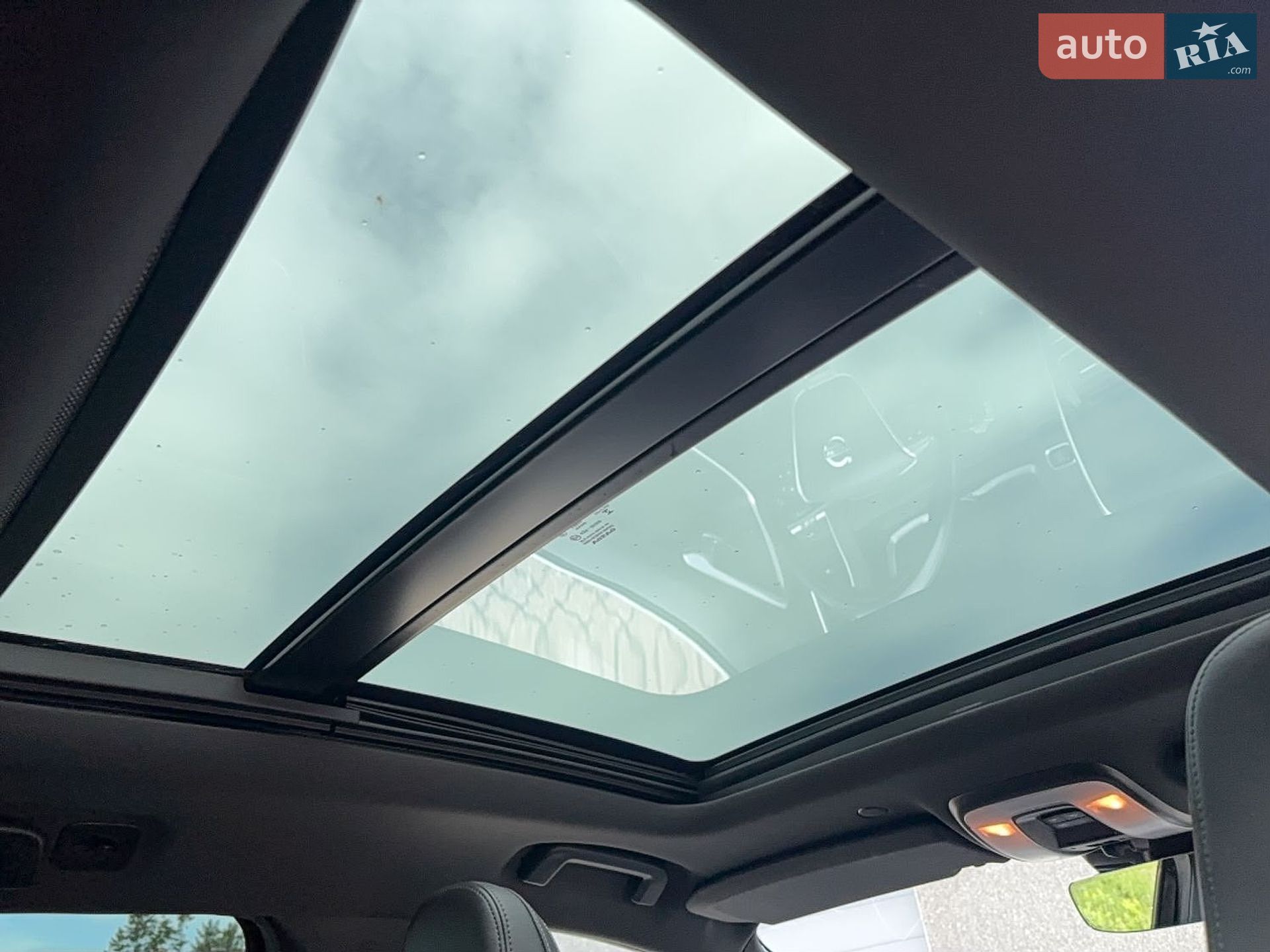 Volvo XC60 2015 VIN YV1DZ8256F2685077 фото оголошення 86 з 89