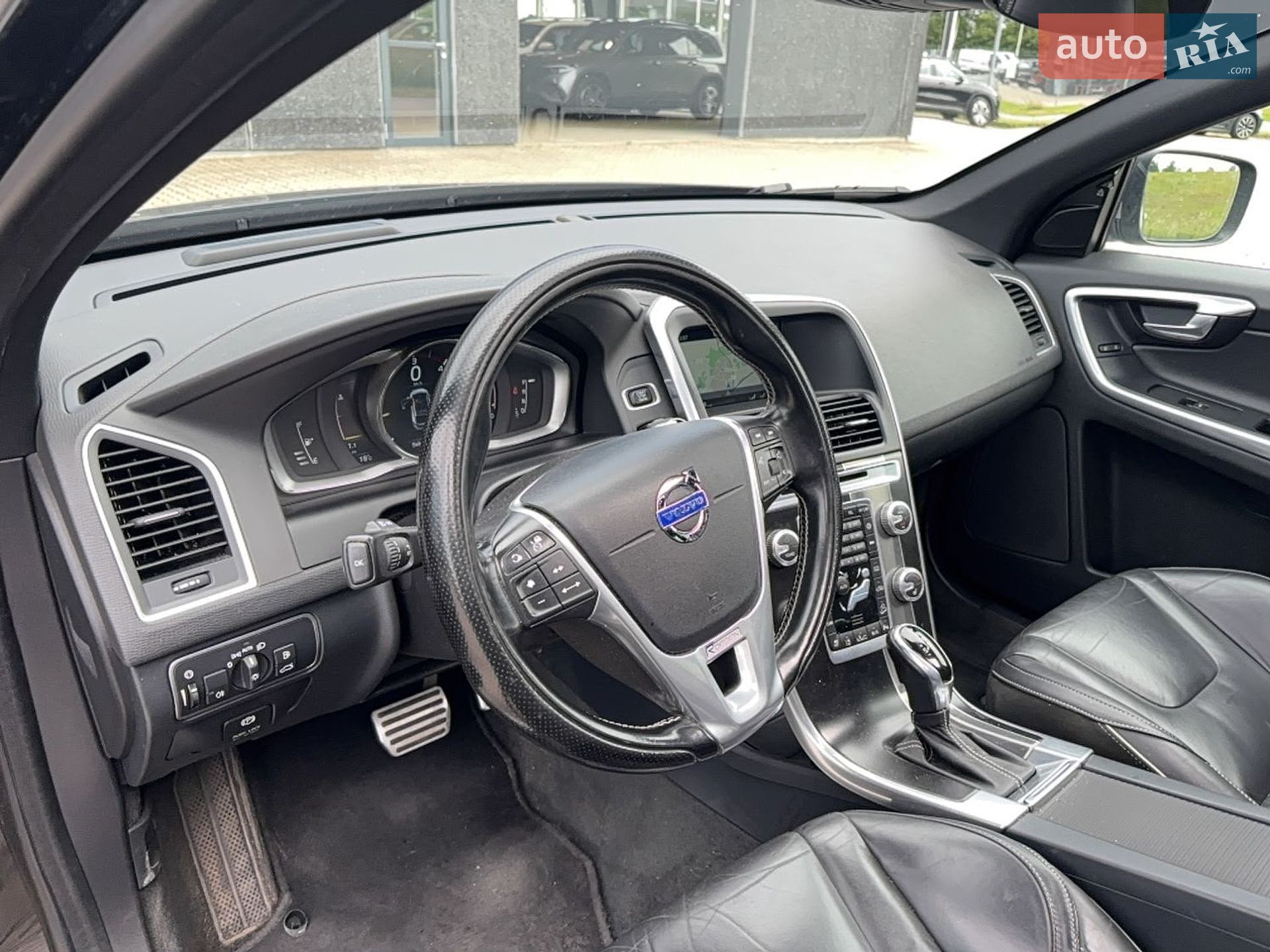 Volvo XC60 2015 VIN YV1DZ8256F2685077 фото оголошення 85 з 89