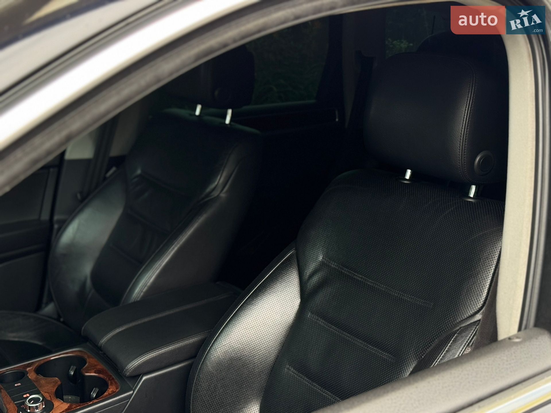 Volkswagen Touareg 2010 VIN WVGZZZ7PZBD001361 фото оголошення 8 з 41