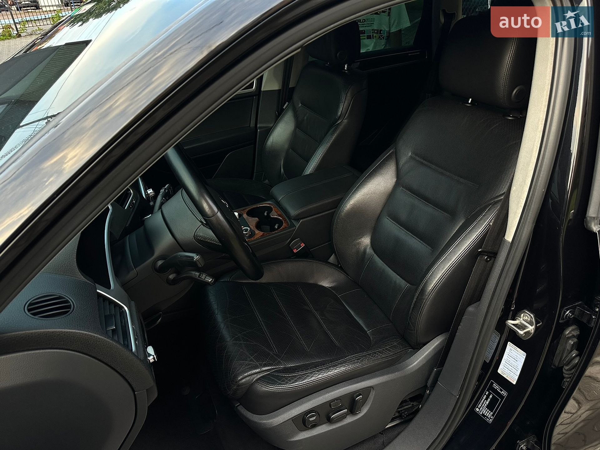 Volkswagen Touareg 2010 VIN WVGZZZ7PZBD001361 фото оголошення 34 з 41