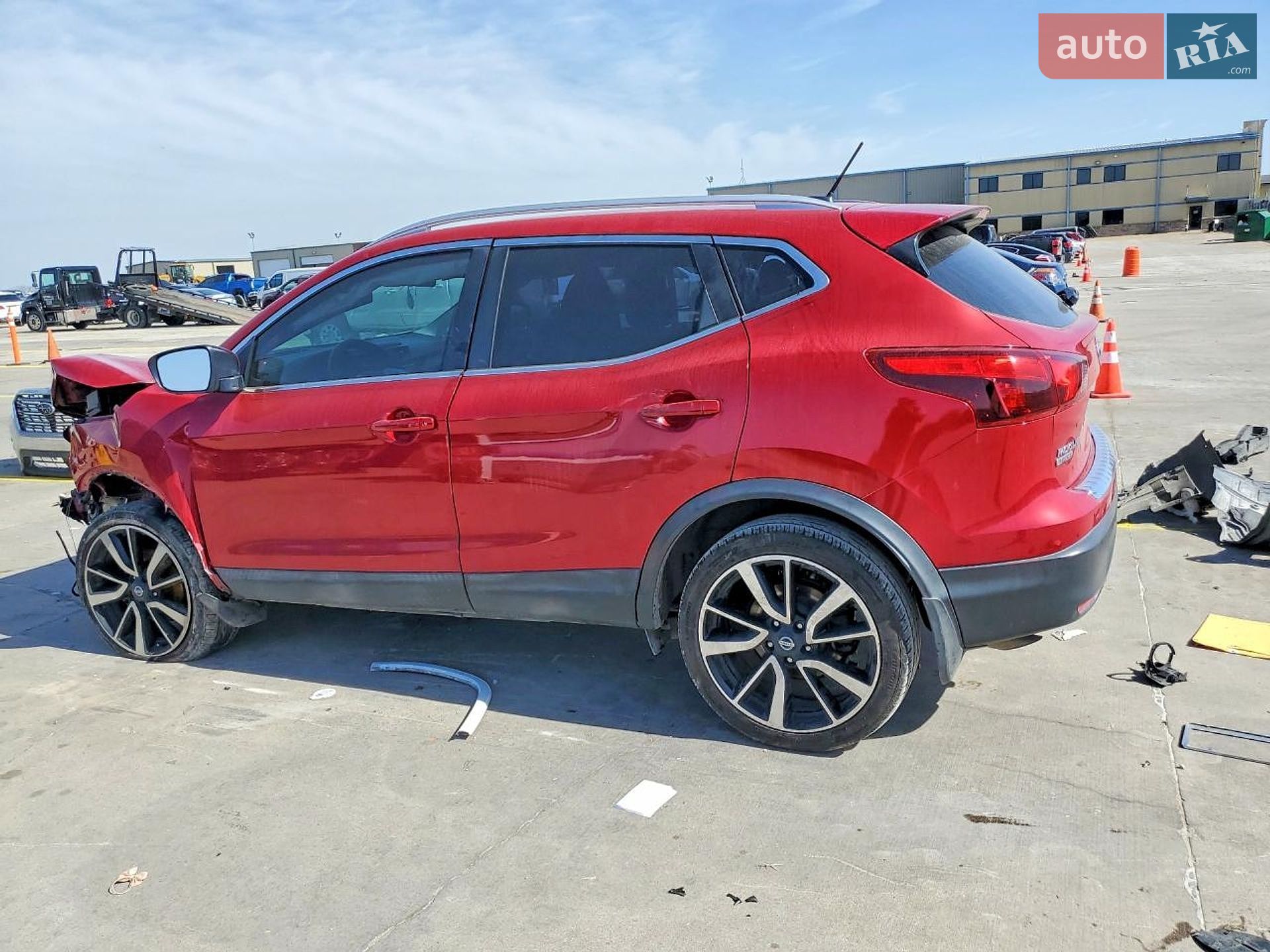 Nissan Rogue Sport 2017 VIN JN1BJ1CP4HW018176 фото оголошення 4 з 13