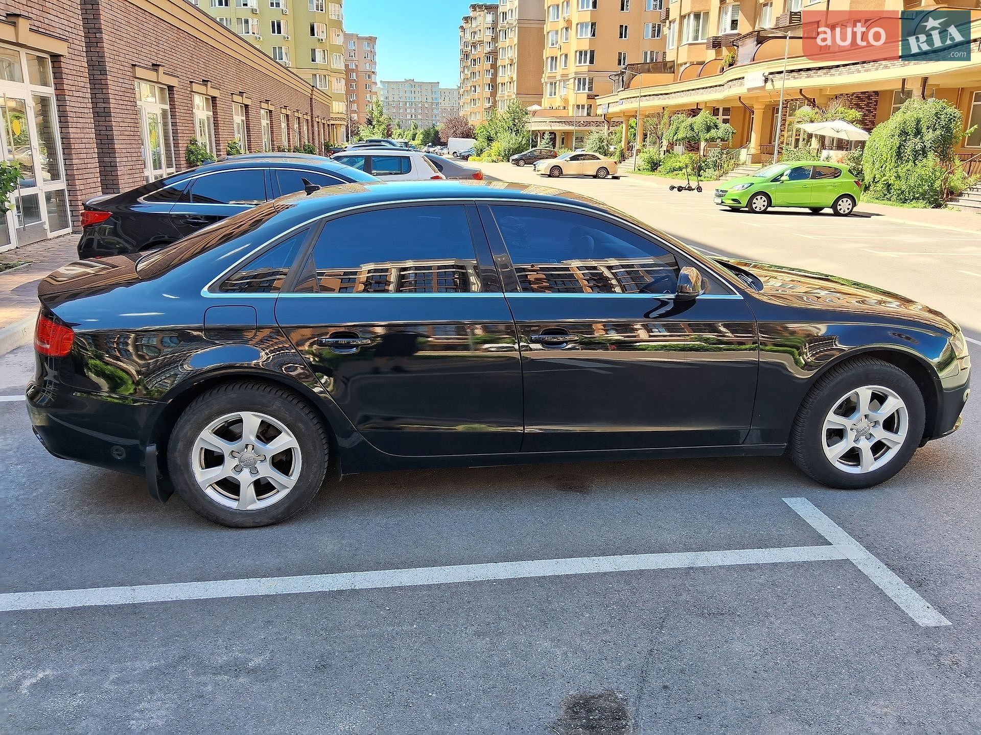 Audi A4 2010 VIN WAUZZZ8KXAA139424 фото оголошення 4 з 12