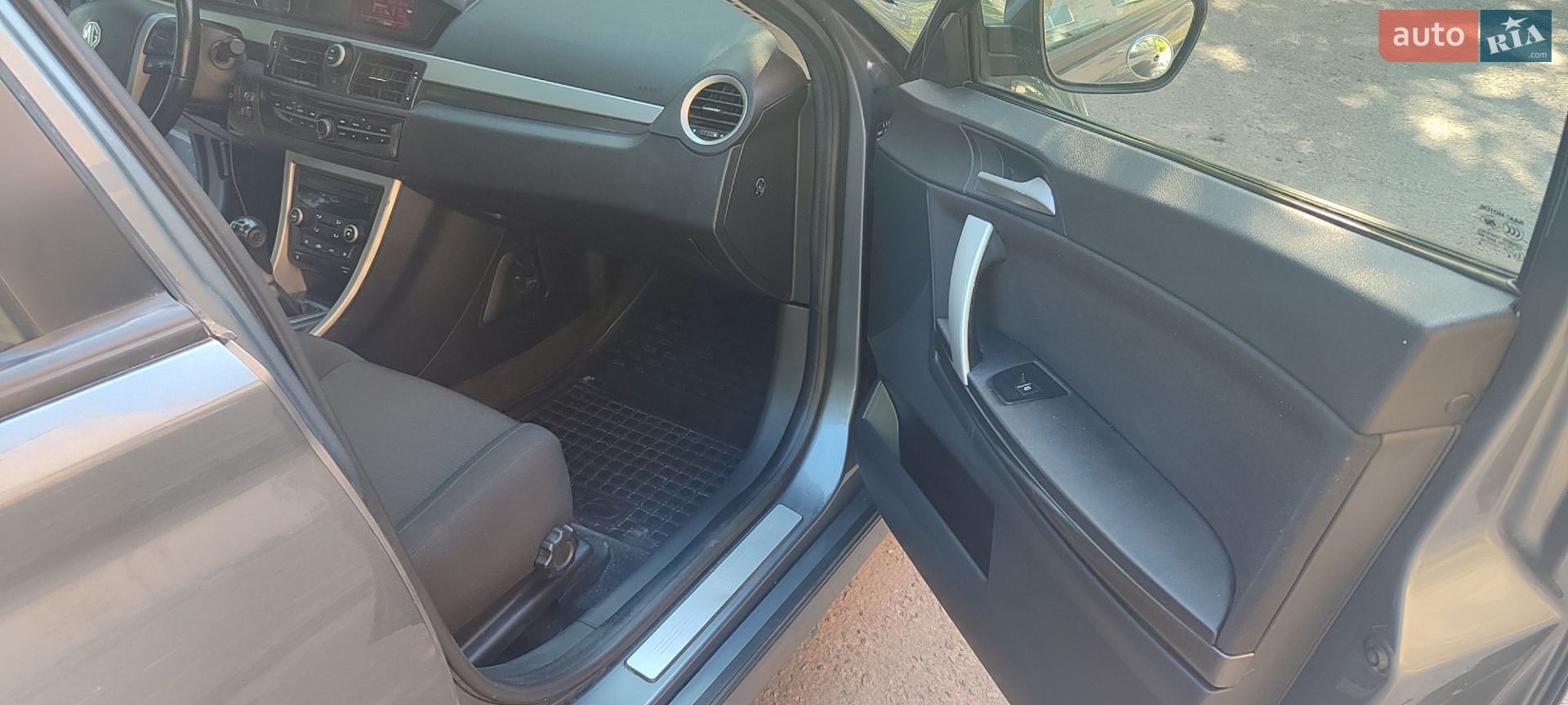 MG 6 2012 VIN LSJW24G38CS021049 фото оголошення 2 з 5