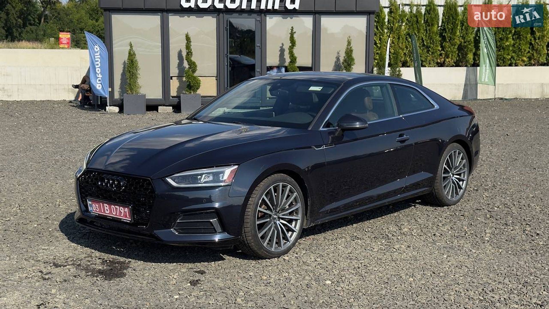 Audi A5 2016 VIN WAUPNAF57JA000871 фото оголошення 2 з 33