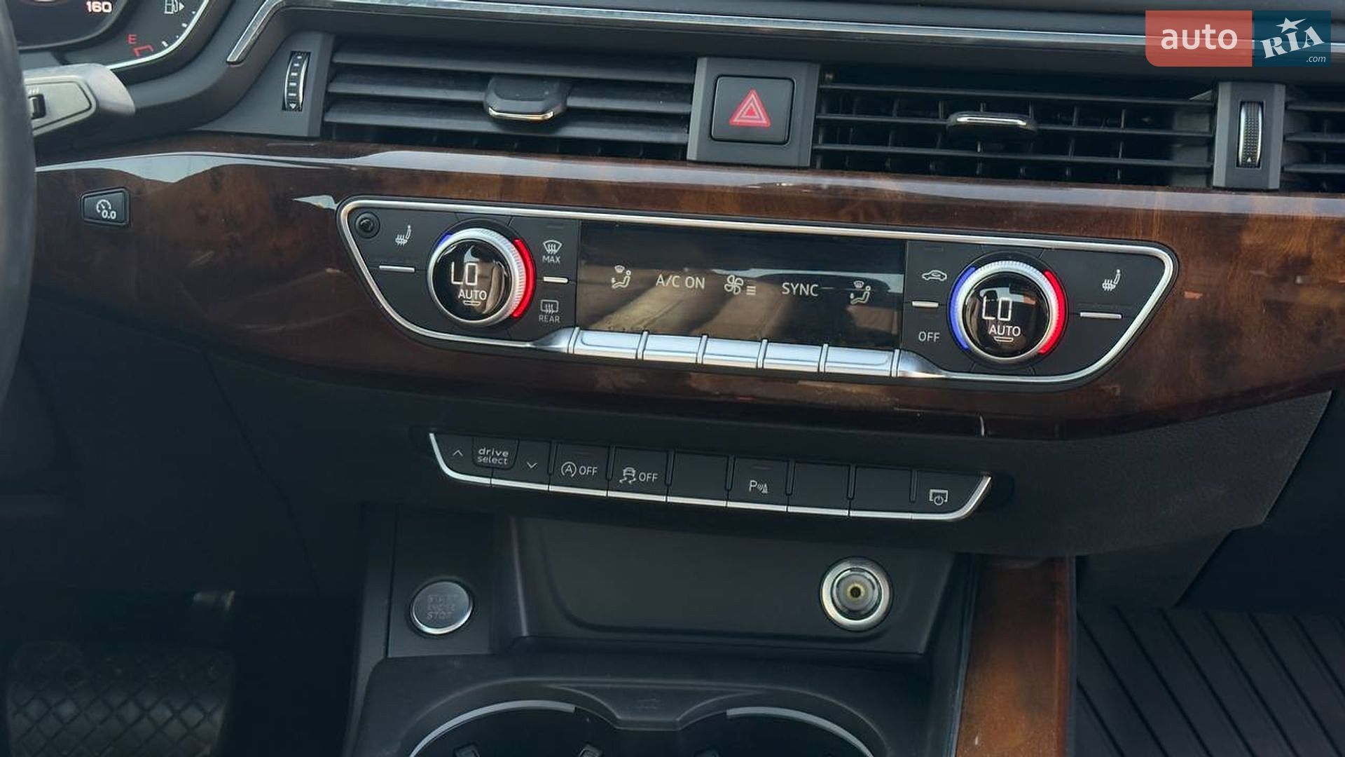 Audi A5 2016 VIN WAUPNAF57JA000871 фото оголошення 17 з 33