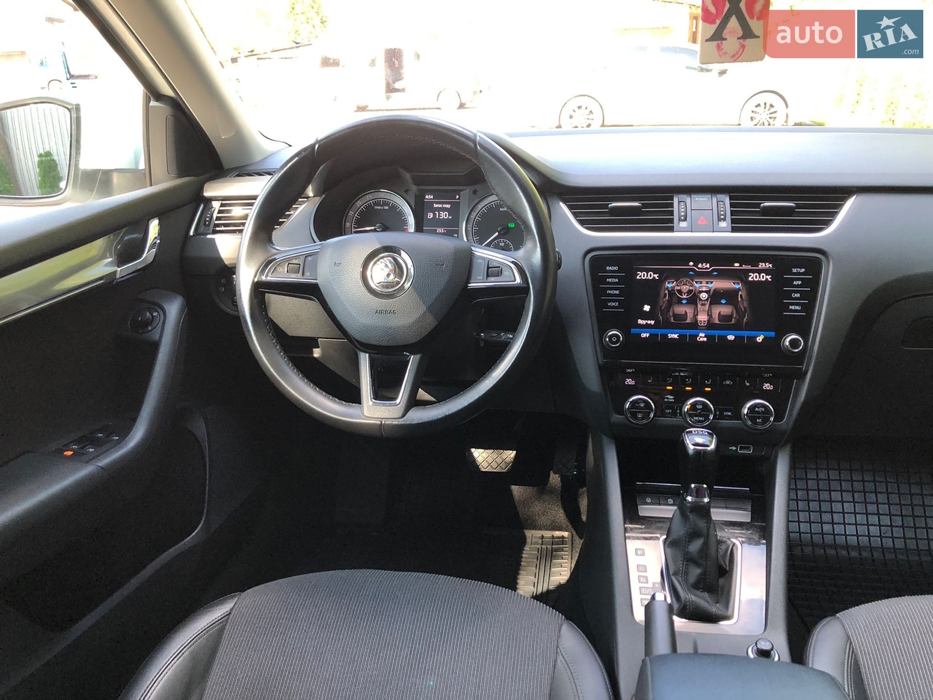 Skoda Octavia 2019 VIN TMBJJ7NE1K0108631 фото оголошення 18 з 35