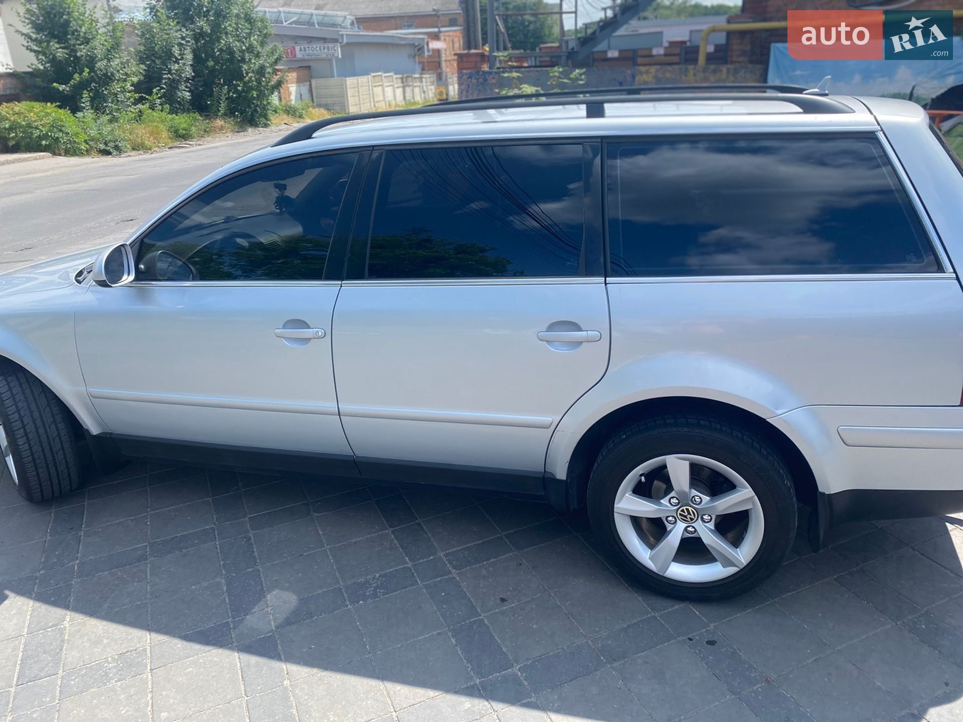 Volkswagen Passat 2000 VIN WVWZZZ3BZ1E113807 фото оголошення 2 з 11