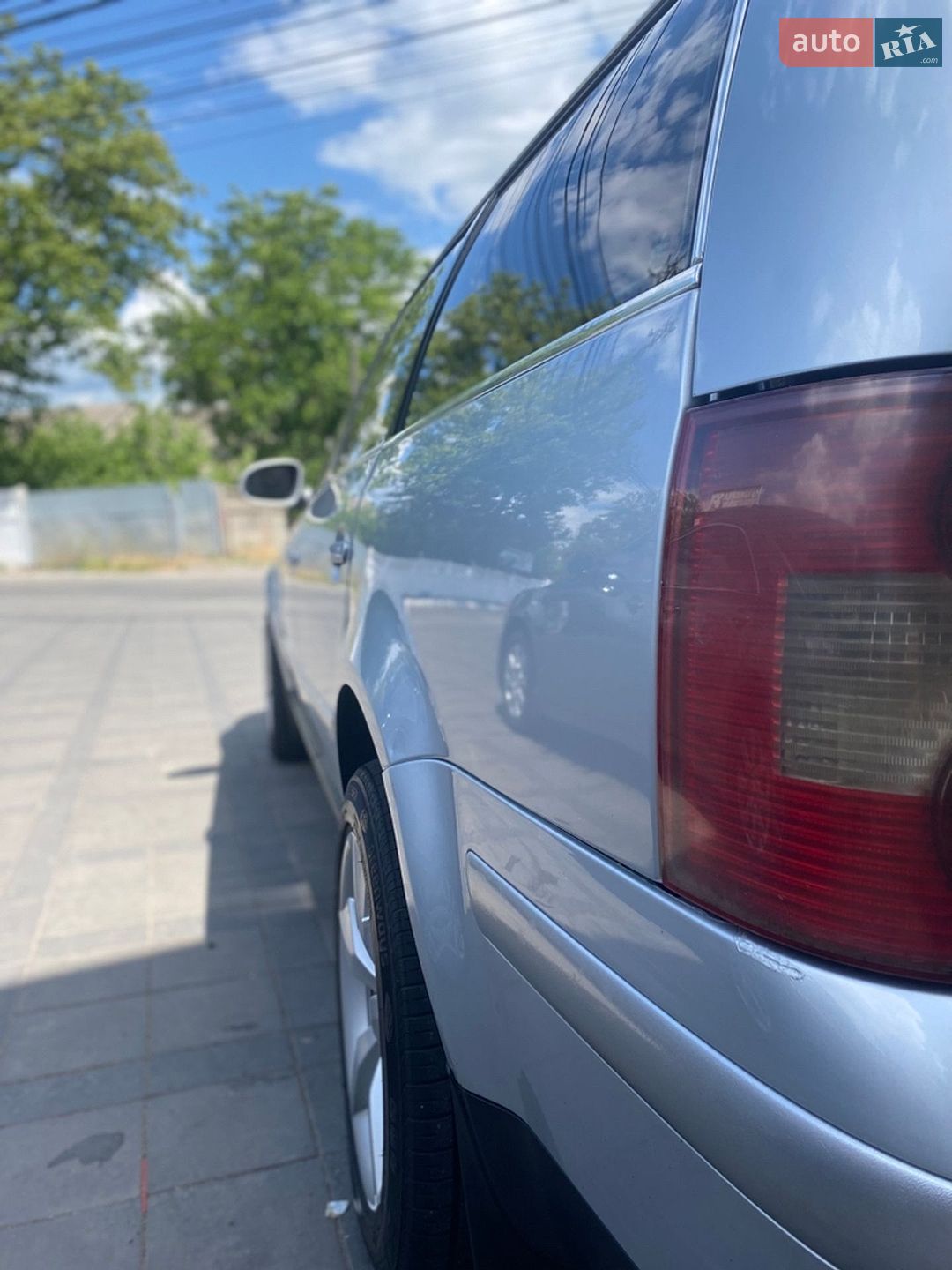 Volkswagen Passat 2000 VIN WVWZZZ3BZ1E113807 фото оголошення 4 з 11
