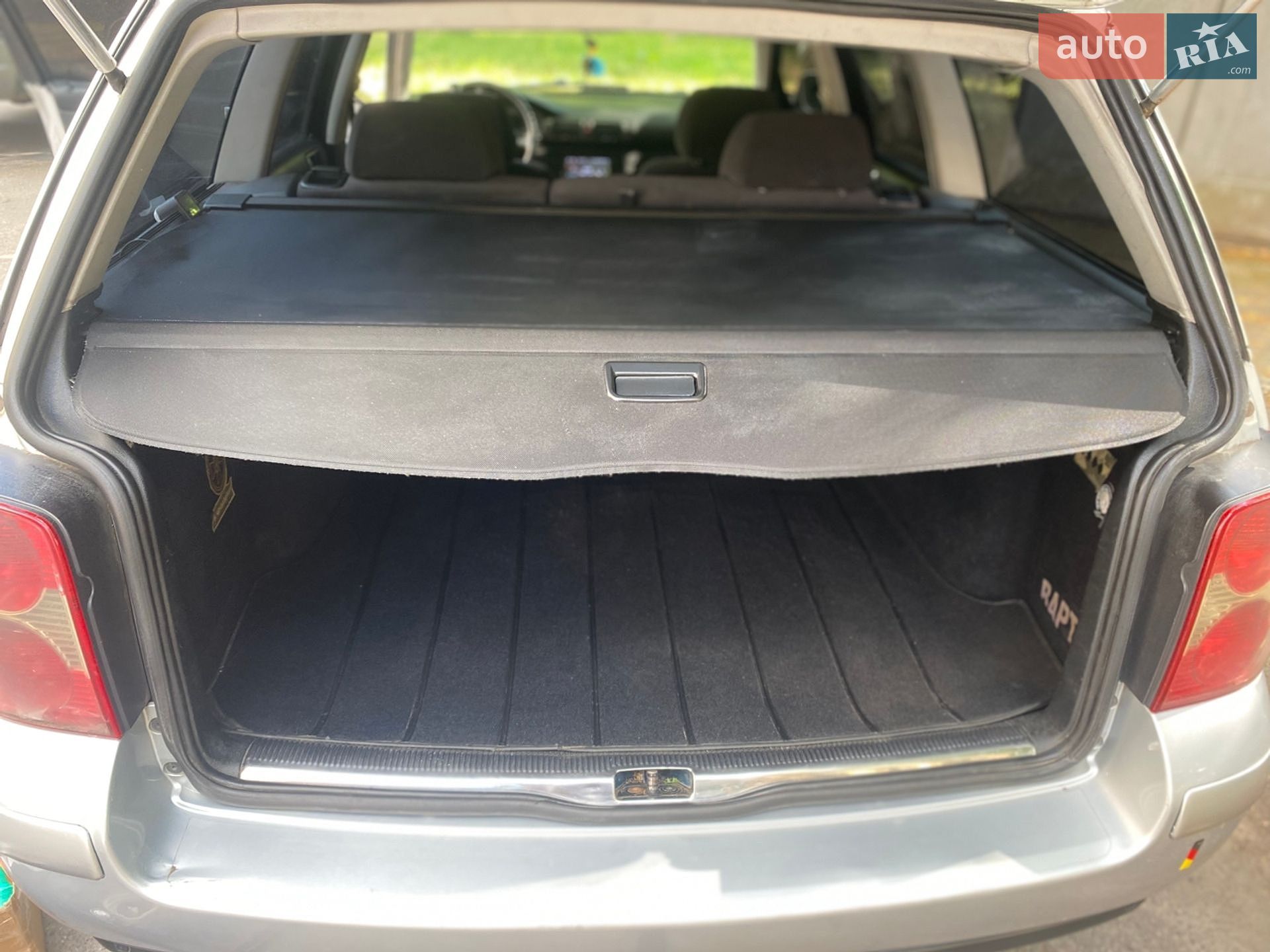 Volkswagen Passat 2000 VIN WVWZZZ3BZ1E113807 фото оголошення 9 з 11