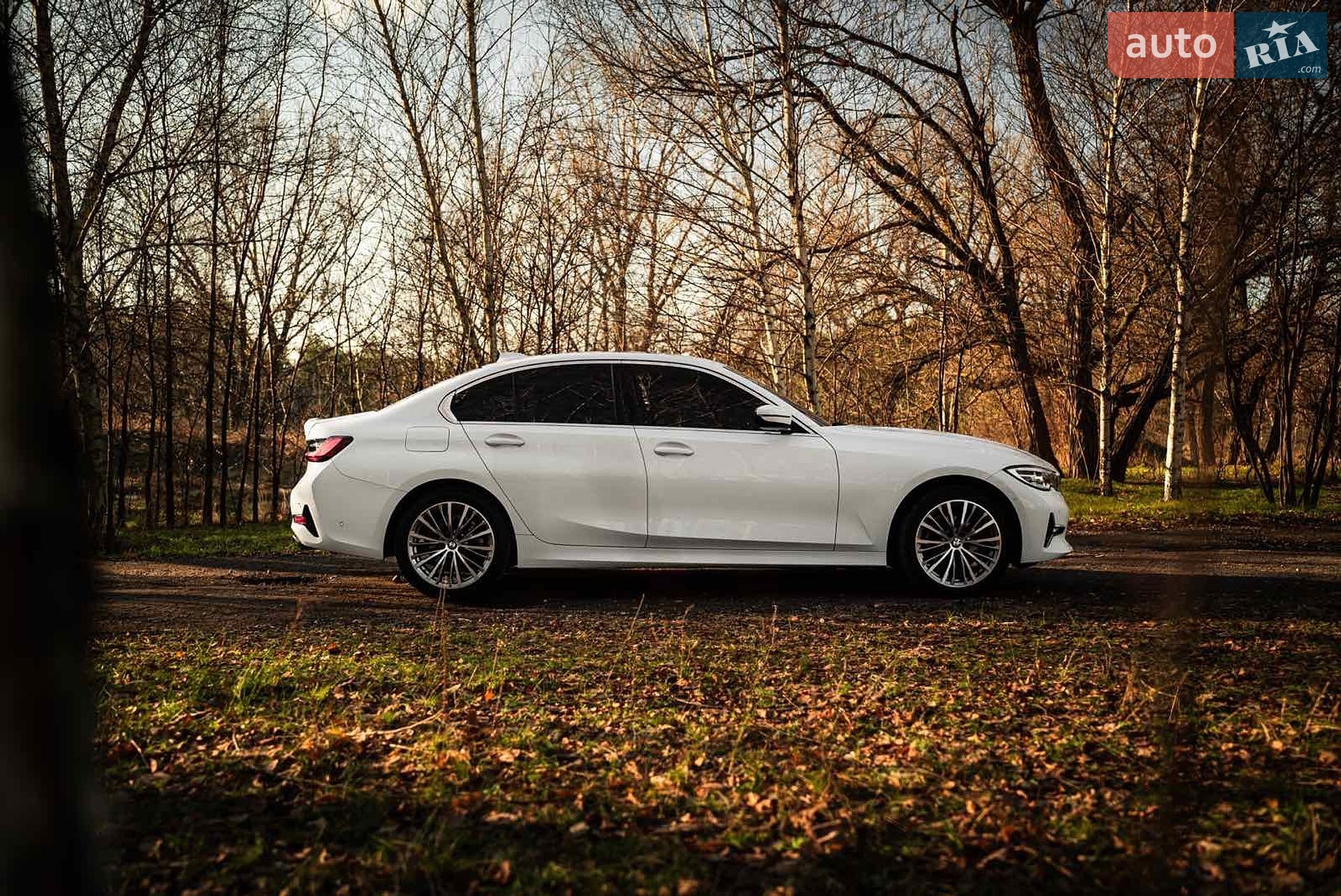 BMW 3 Series 2021 VIN WBA5V7108NFL81709 фото оголошення 9 з 39