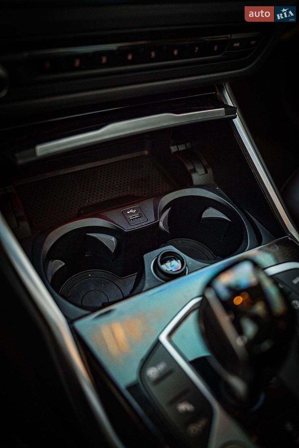 BMW 3 Series 2021 VIN WBA5V7108NFL81709 фото оголошення 18 з 39