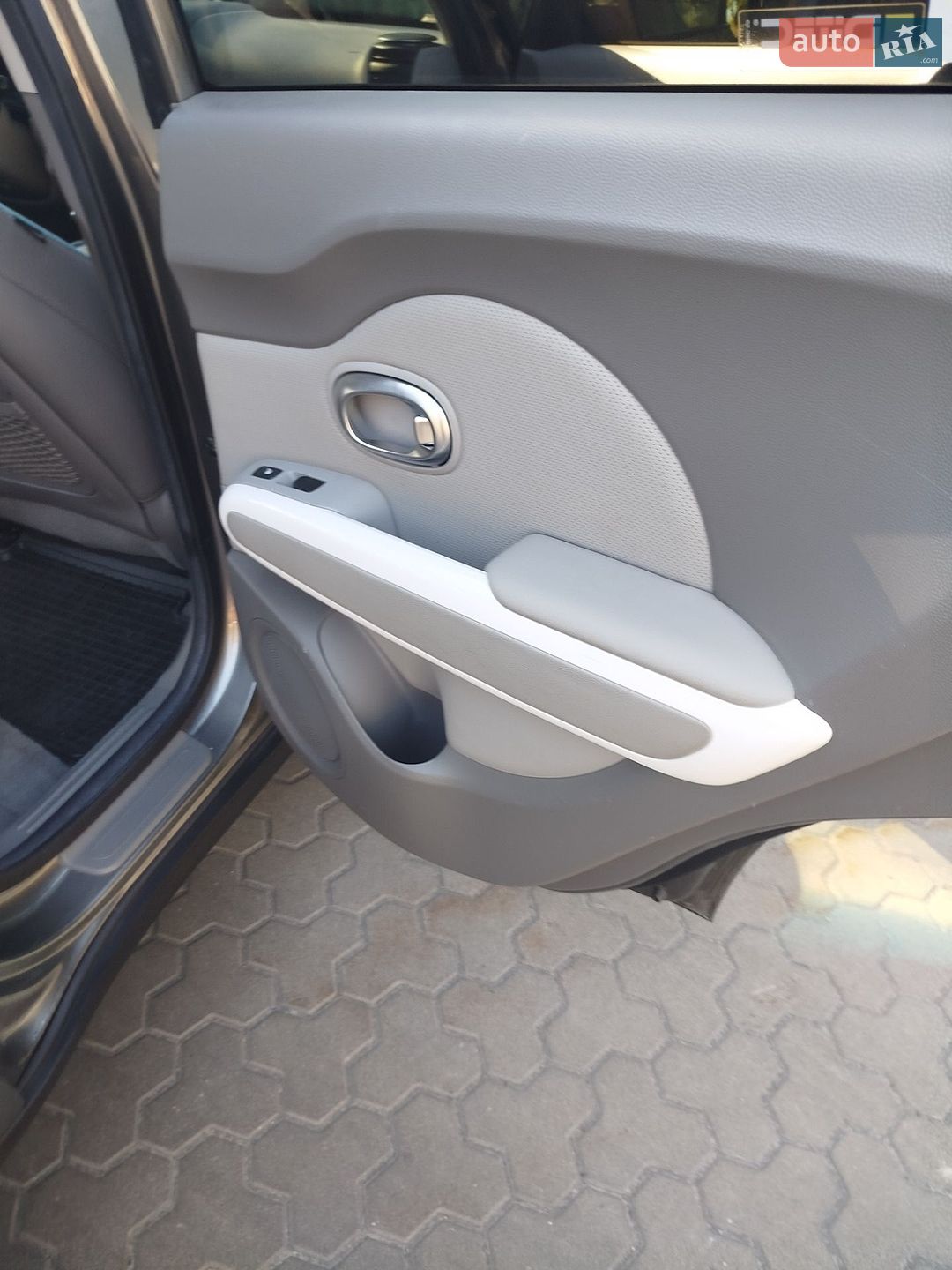 Kia Soul 2017 VIN KNAJX81EFJ7027851 фото оголошення 14 з 29