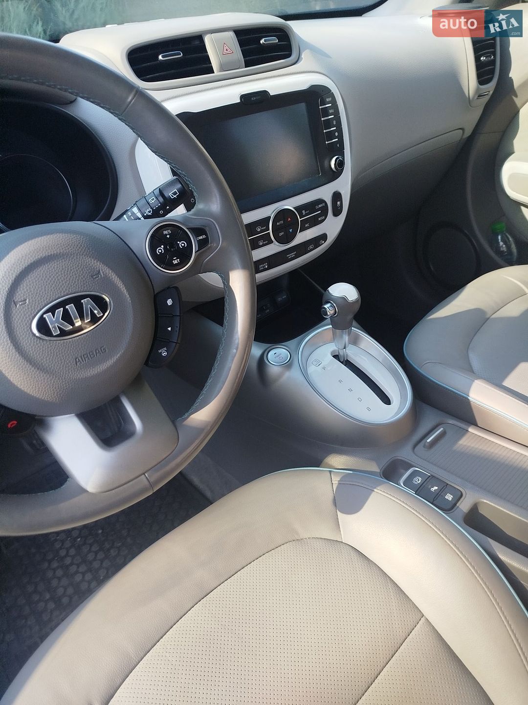 Kia Soul 2017 VIN KNAJX81EFJ7027851 фото оголошення 19 з 29