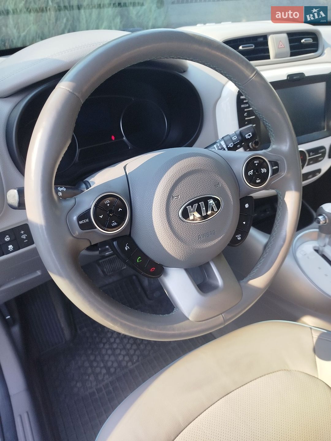 Kia Soul 2017 VIN KNAJX81EFJ7027851 фото оголошення 21 з 29