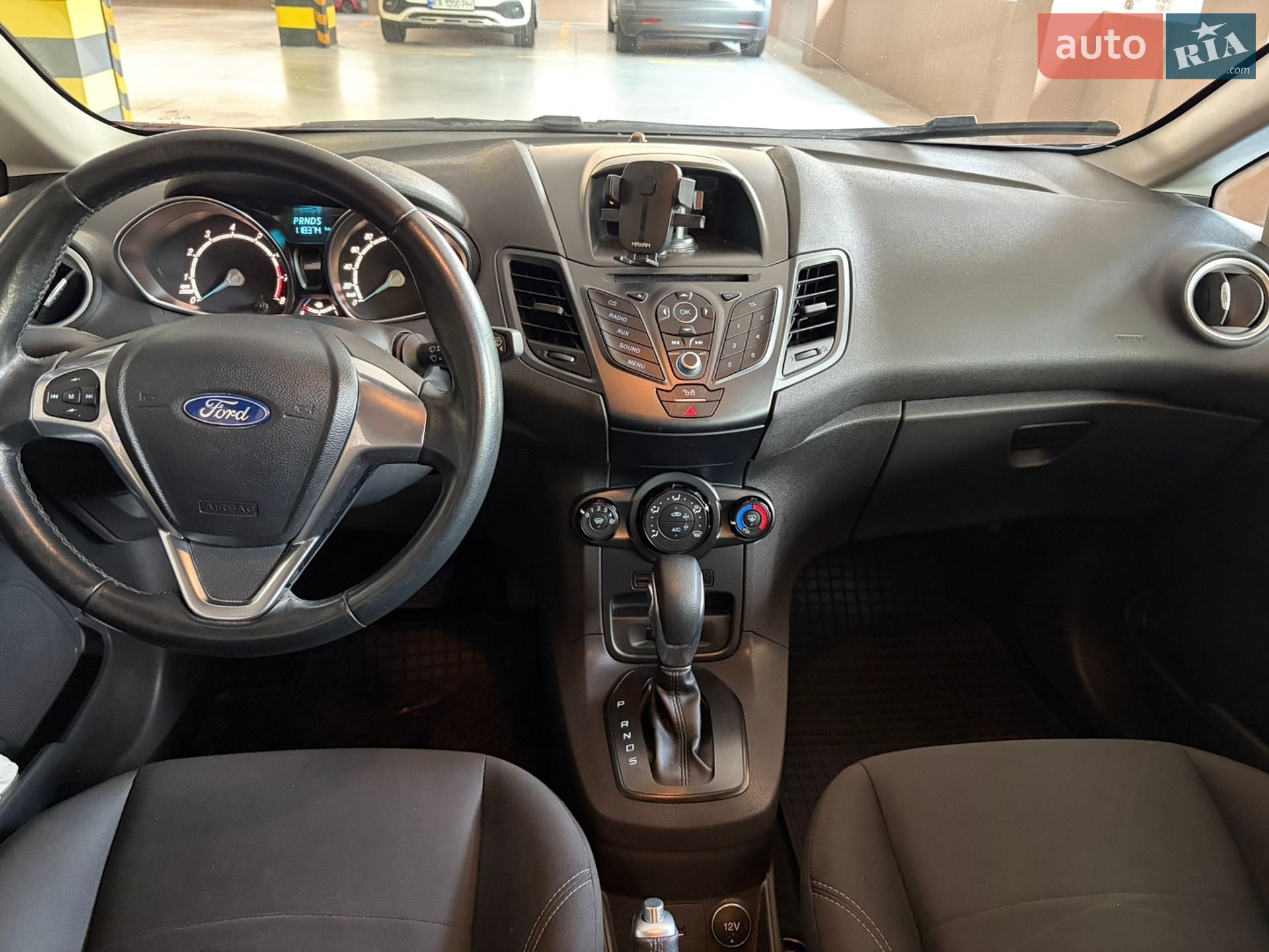 Ford Fiesta 2016 VIN WF0DXXGAKDGY10735 фото оголошення 17 з 26