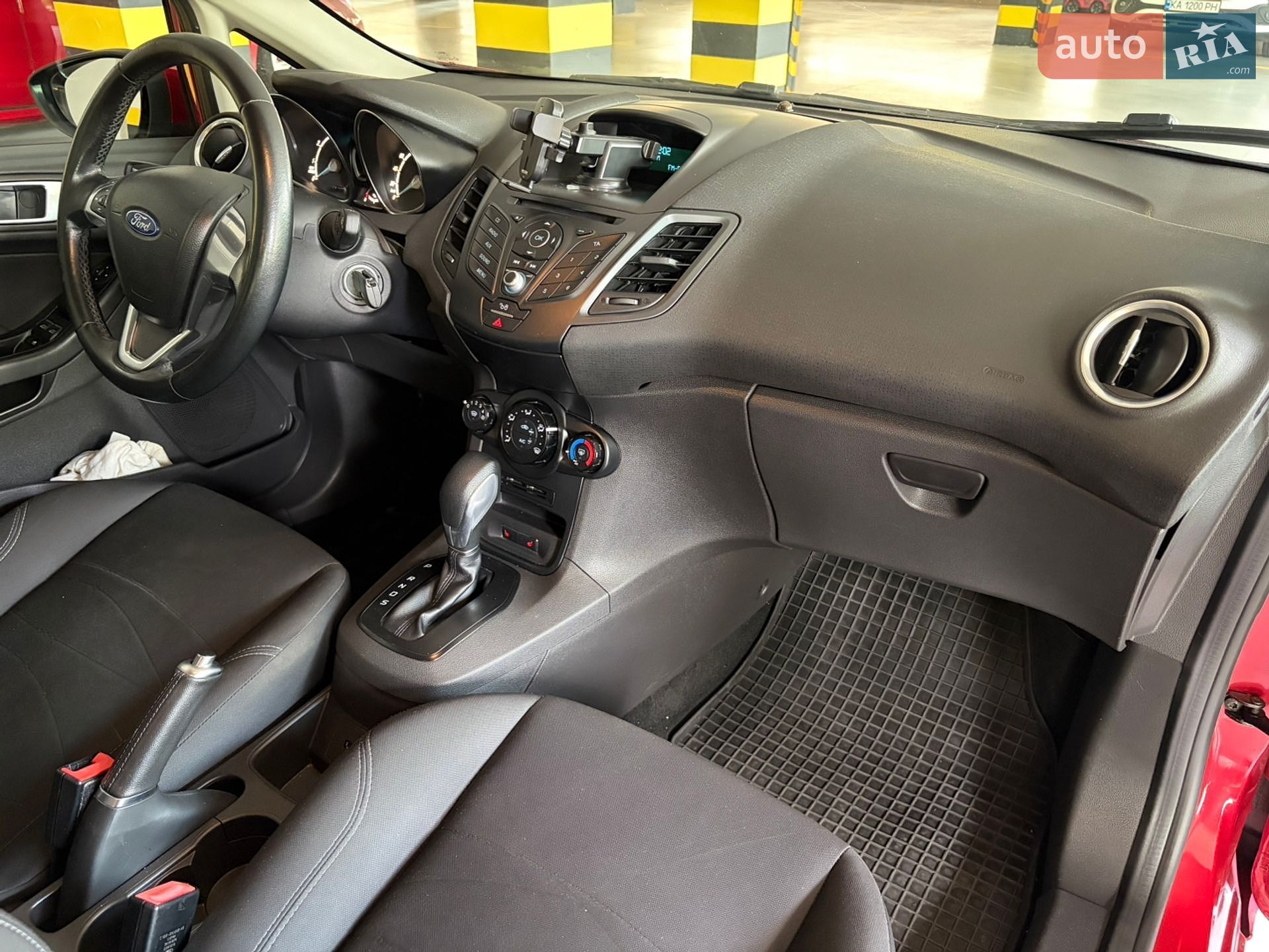 Ford Fiesta 2016 VIN WF0DXXGAKDGY10735 фото оголошення 23 з 26