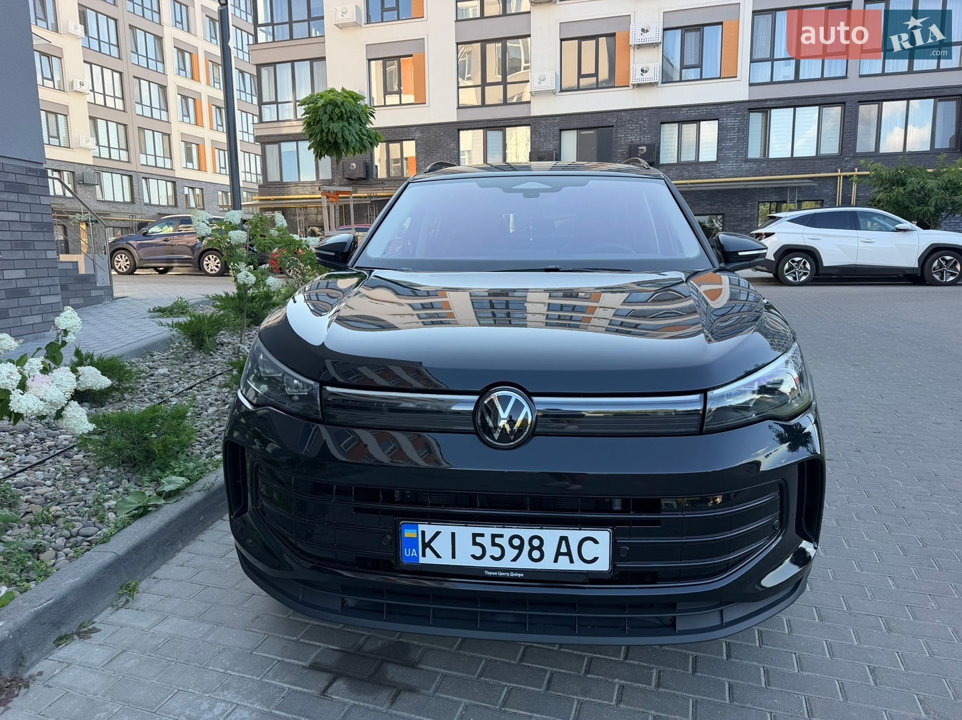 Volkswagen Tiguan 2025 VIN WVGZZZCT7SW041101 фото оголошення 2 з 14