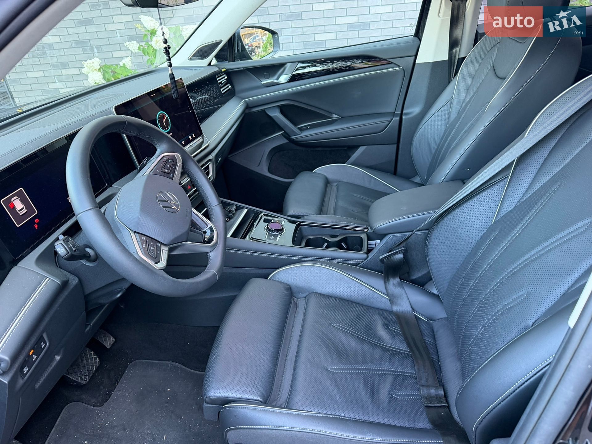 Volkswagen Tiguan 2025 VIN WVGZZZCT7SW041101 фото оголошення 9 з 14