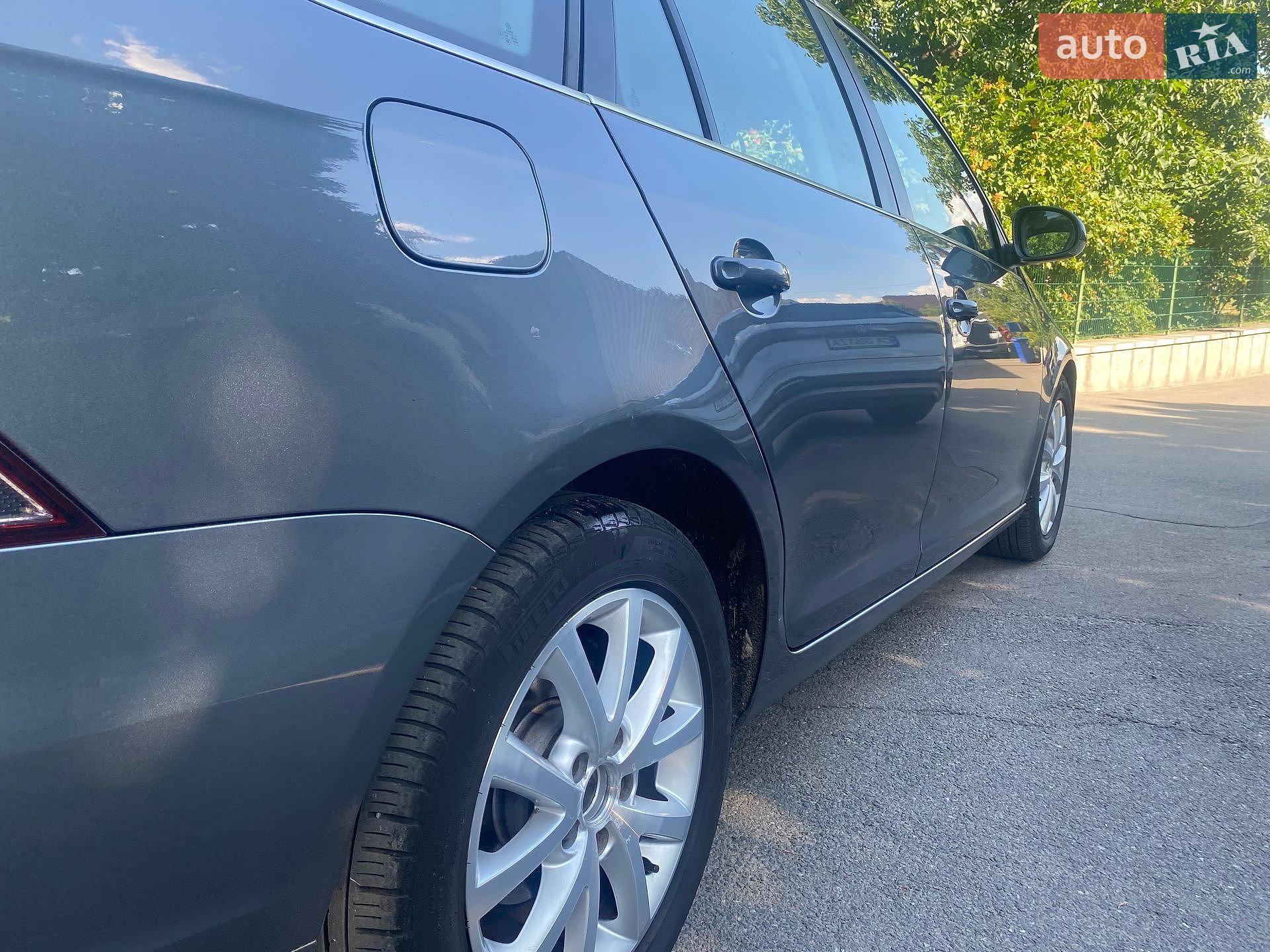 Volkswagen Golf 2010 VIN WVWZZZ1KZAM653728 фото оголошення 13 з 65