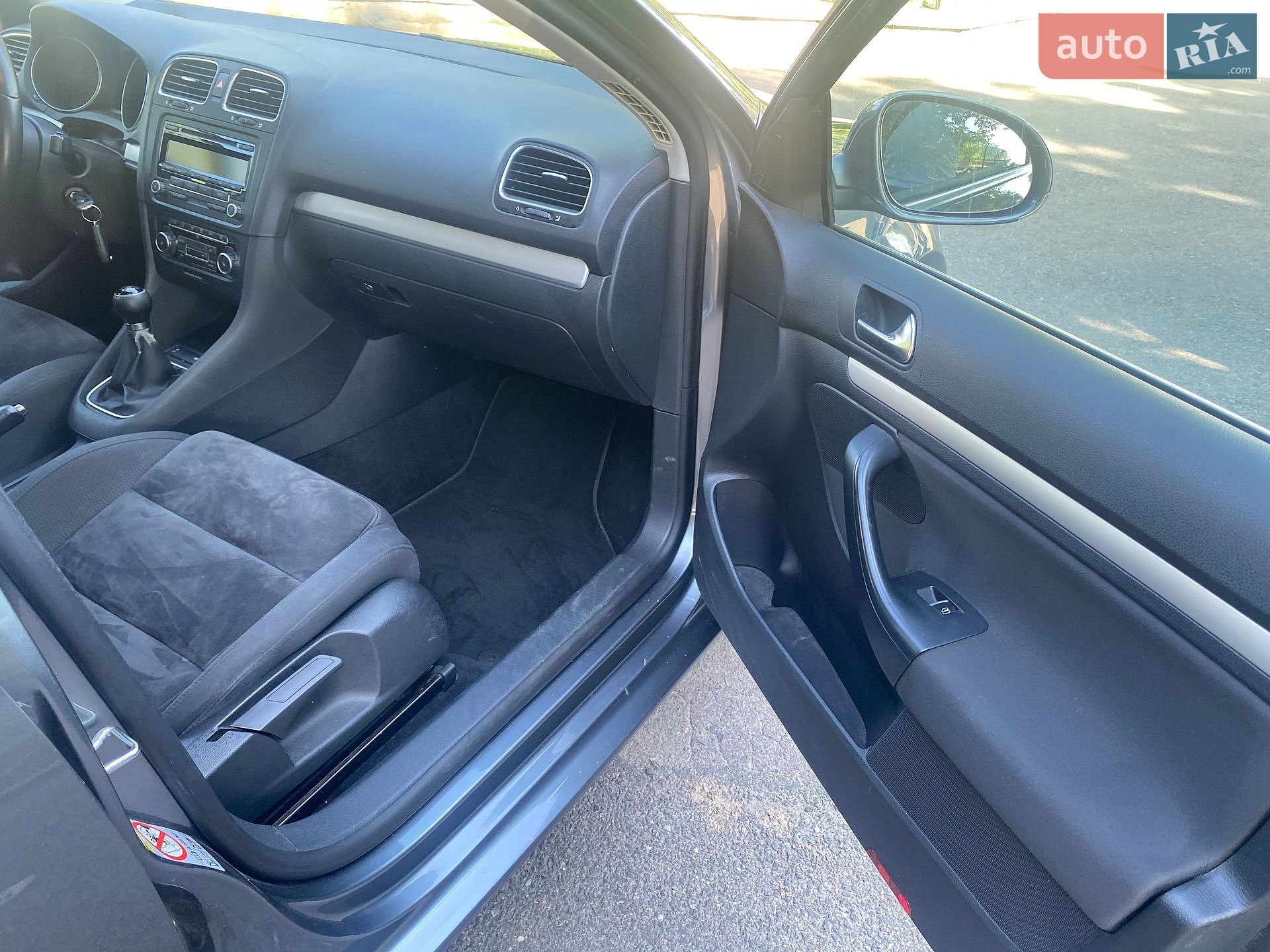 Volkswagen Golf 2010 VIN WVWZZZ1KZAM653728 фото оголошення 35 з 65