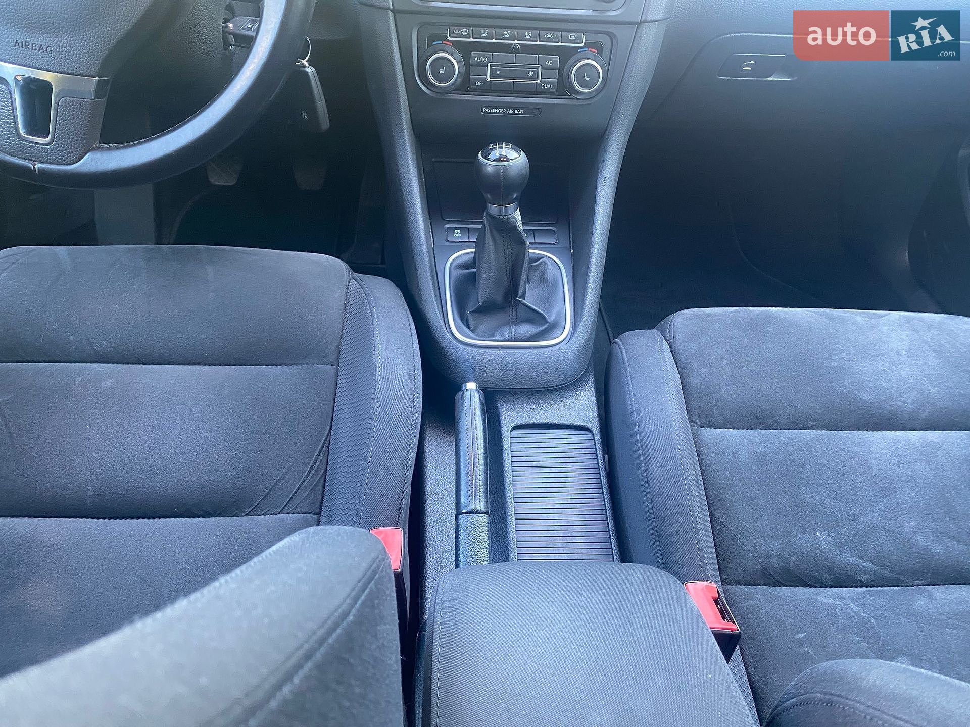 Volkswagen Golf 2010 VIN WVWZZZ1KZAM653728 фото оголошення 38 з 65