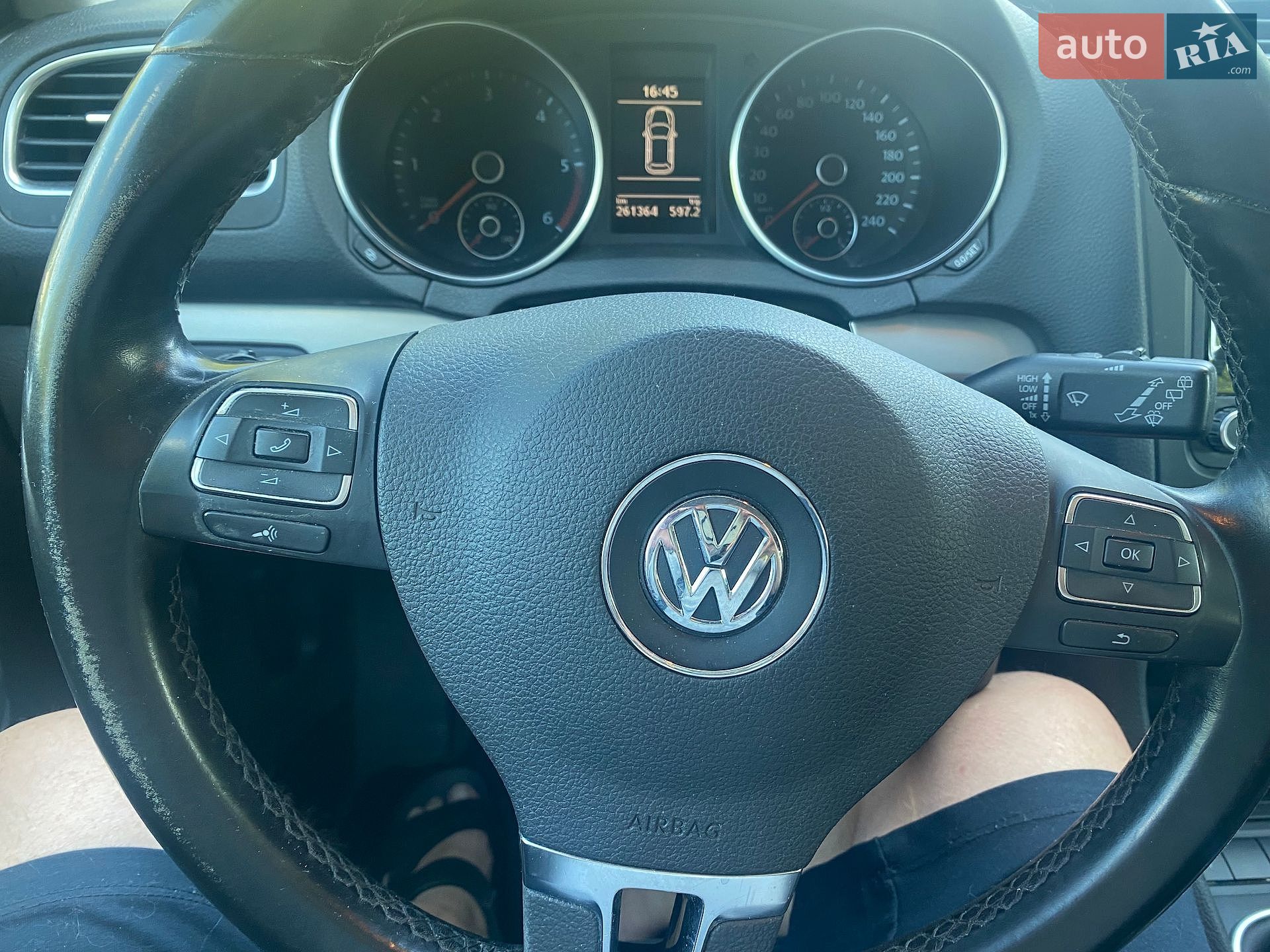 Volkswagen Golf 2010 VIN WVWZZZ1KZAM653728 фото оголошення 40 з 65