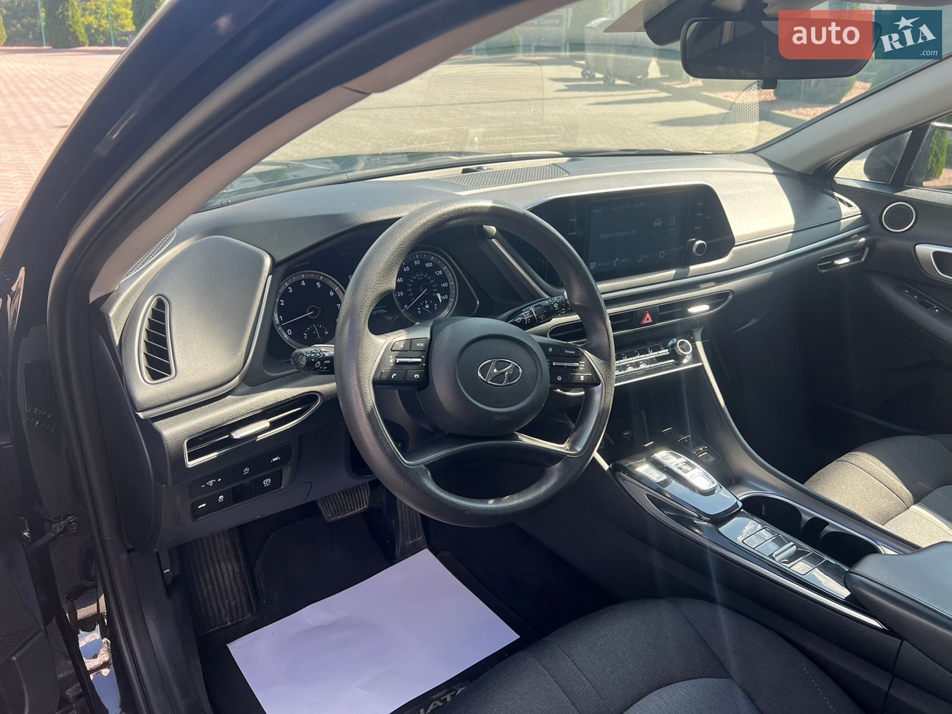 Hyundai Sonata 2021 VIN 5NPEG4JA2MH117460 фото оголошення 16 з 18