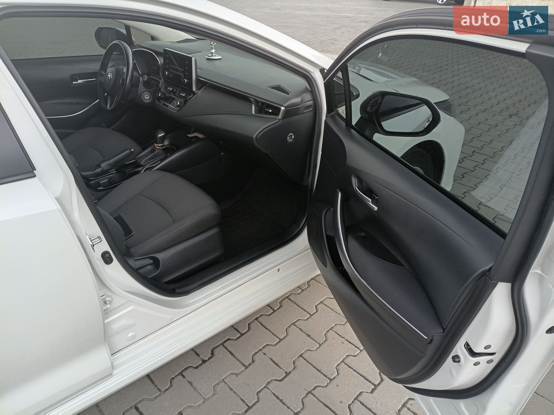 Toyota Corolla 2019 VIN NMTBE4BE60R004687 фото оголошення 12 з 24