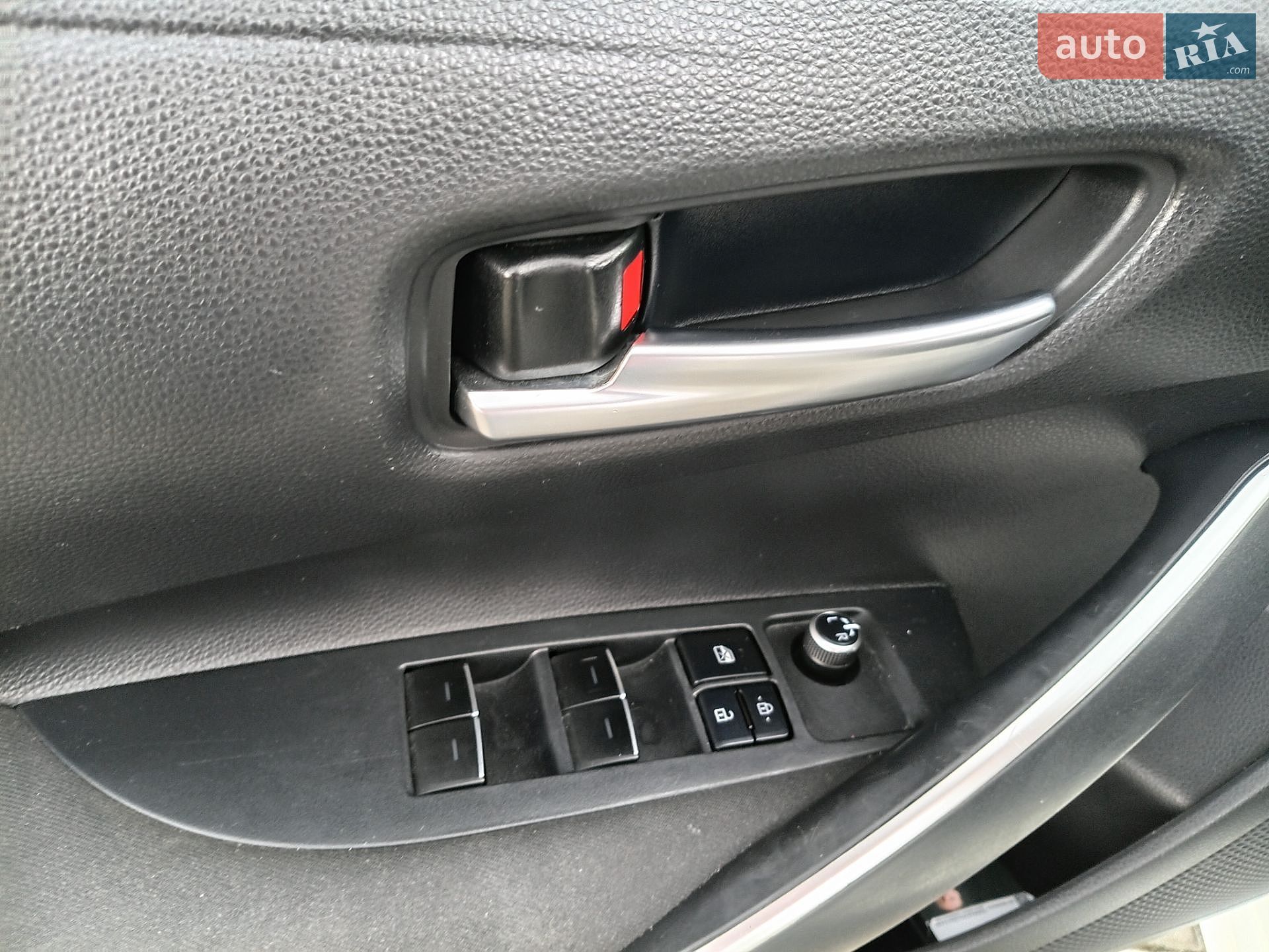 Toyota Corolla 2019 VIN NMTBE4BE60R004687 фото оголошення 18 з 24