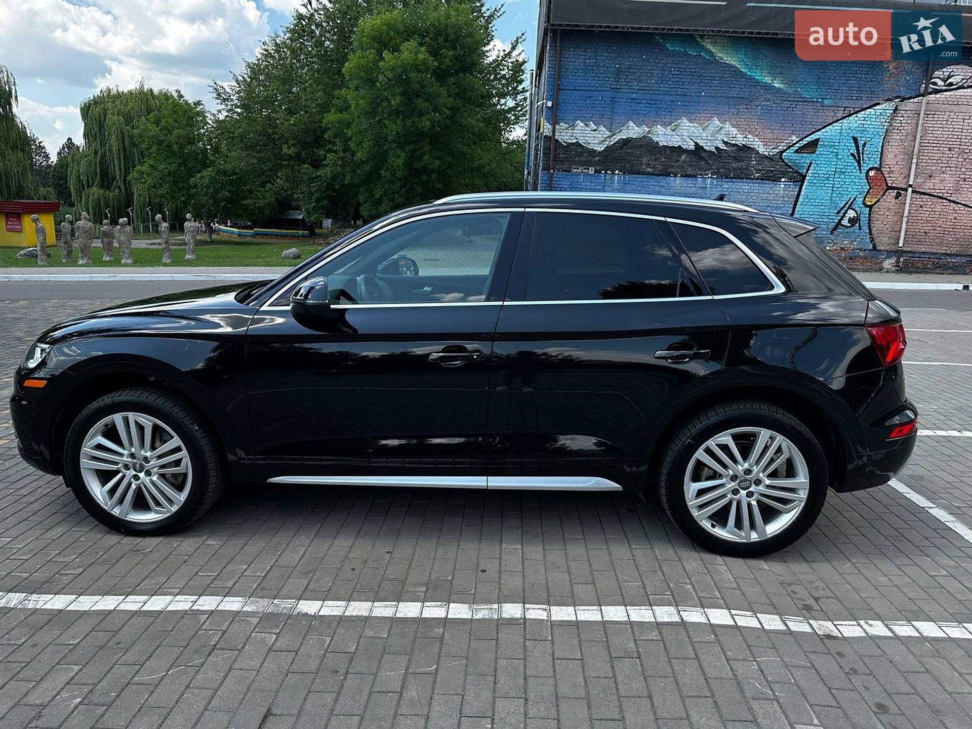 Audi Q5 2018 VIN WA1BNAFY9J2209329 фото оголошення 8 з 78