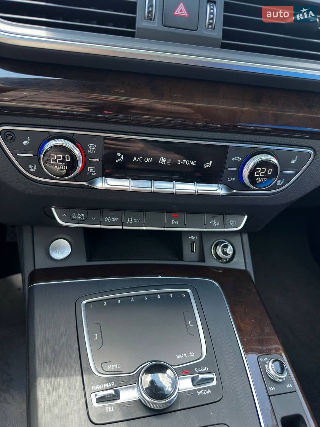 Audi Q5 2018 VIN WA1BNAFY9J2209329 фото оголошення 35 з 78