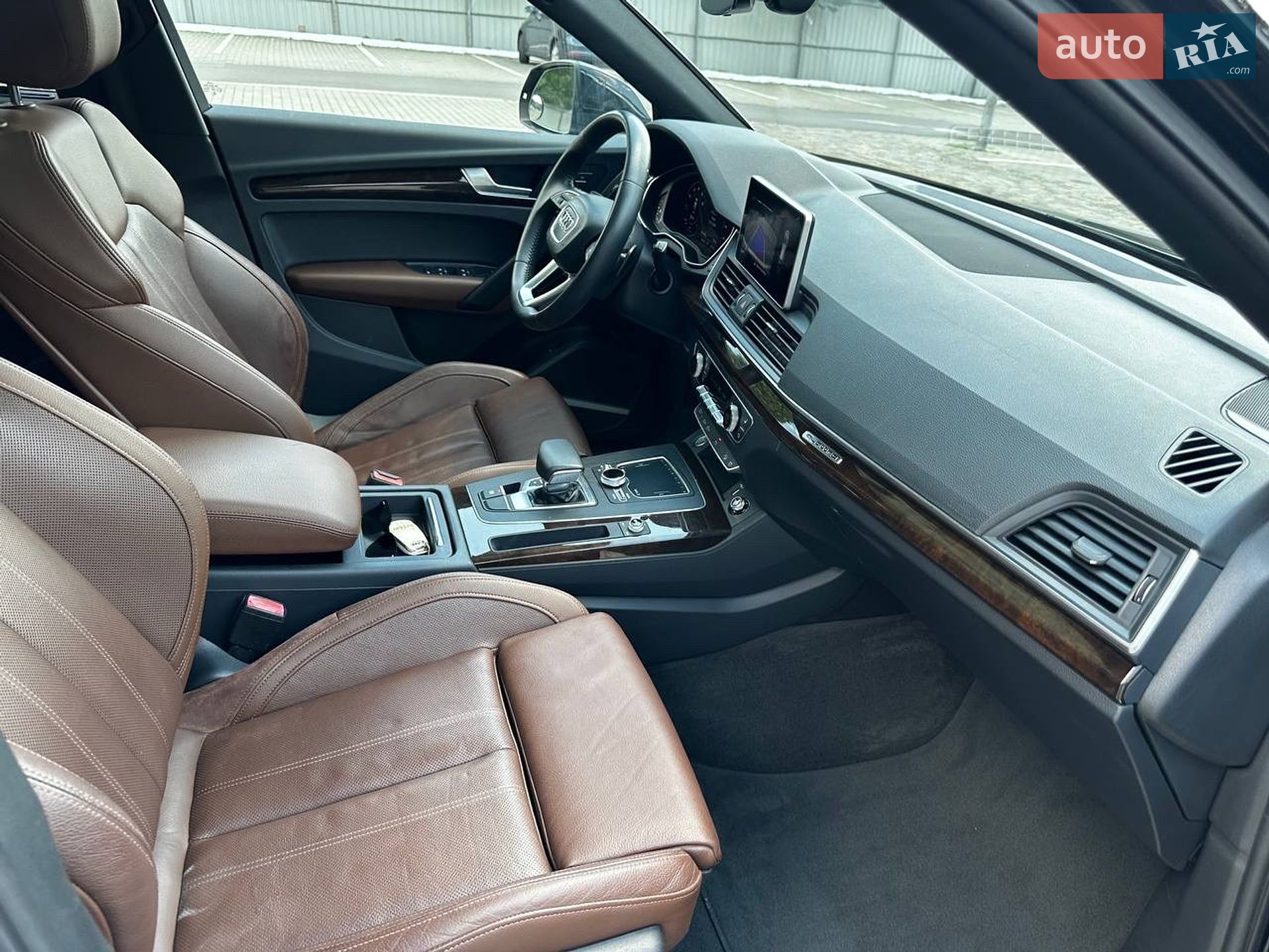 Audi Q5 2018 VIN WA1BNAFY9J2209329 фото оголошення 39 з 78