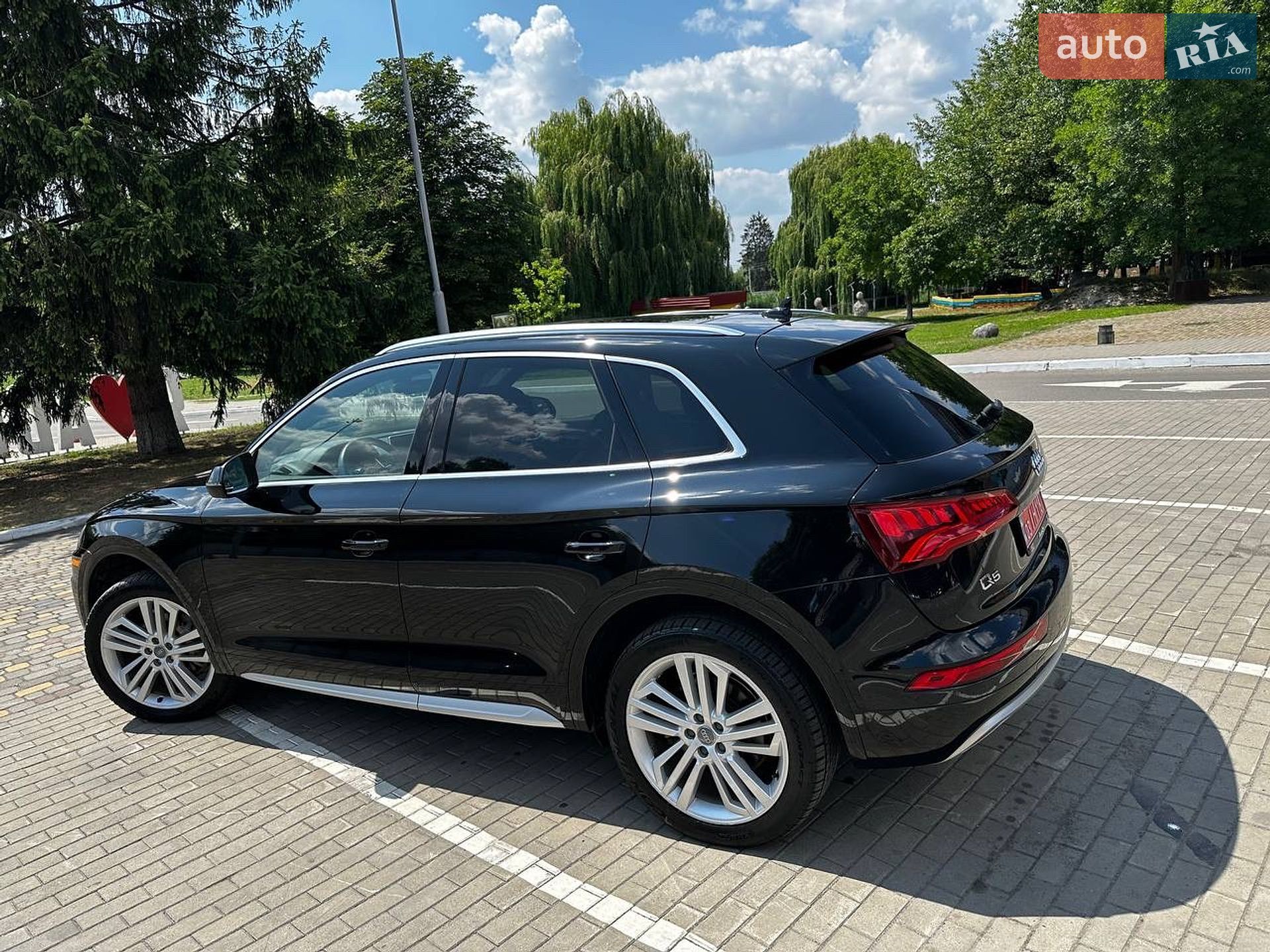 Audi Q5 2018 VIN WA1BNAFY9J2209329 фото оголошення 17 з 78