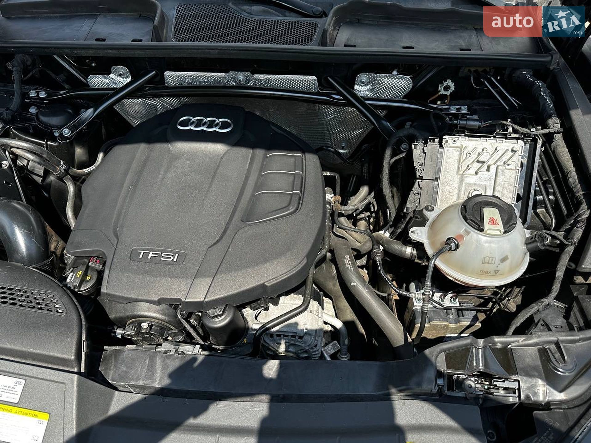Audi Q5 2018 VIN WA1BNAFY9J2209329 фото оголошення 51 з 78