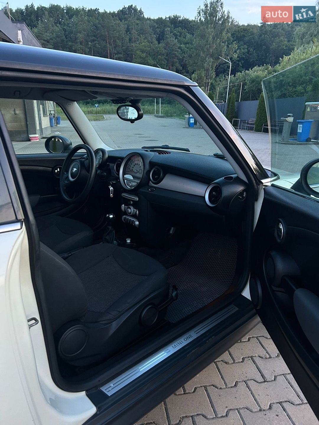 Mini Clubman 2010 VIN WMWME31040TX14065 фото оголошення 6 з 21