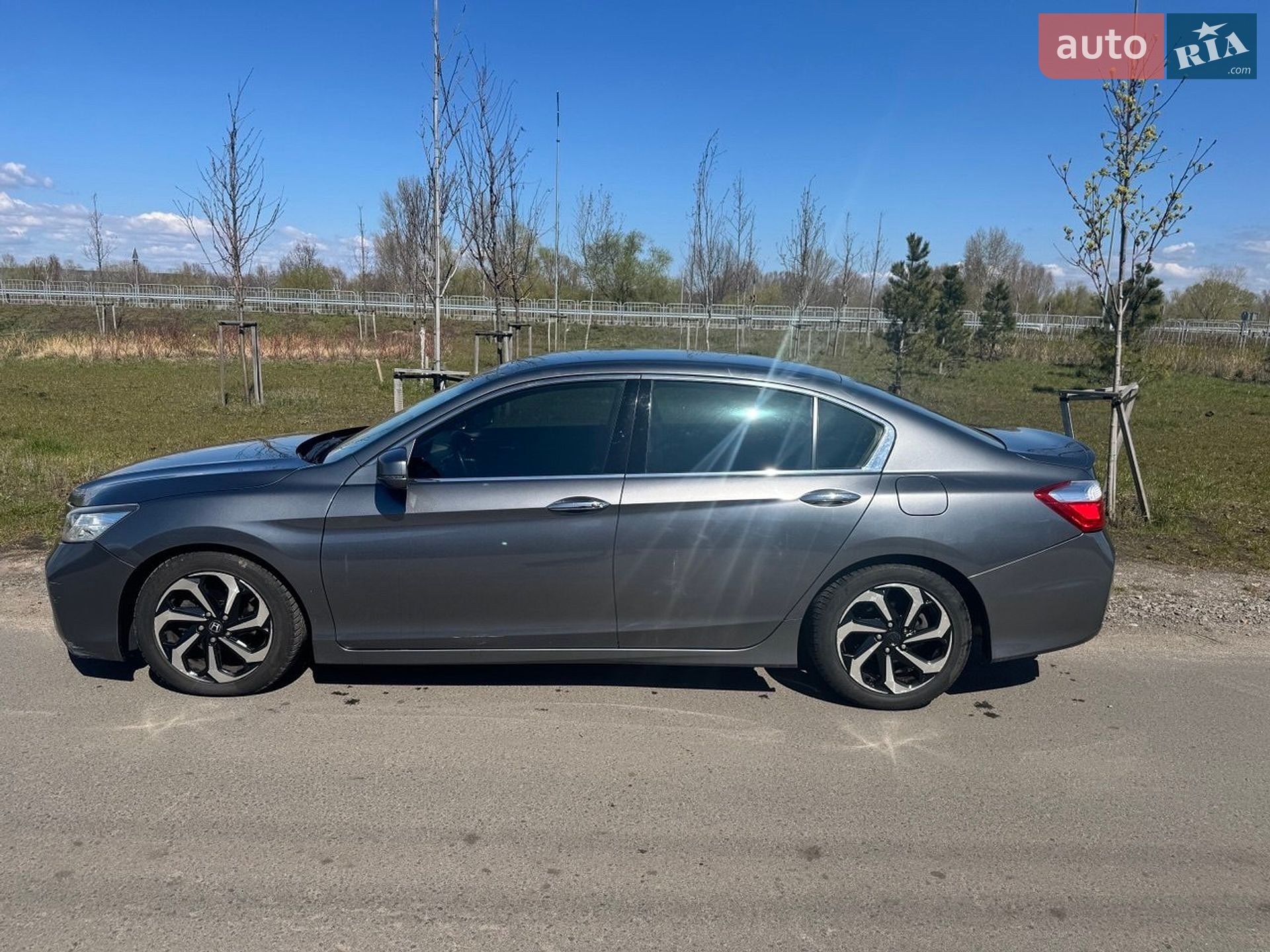 Honda Accord 2015 VIN LUCCR2640G3300034 фото оголошення 7 з 25