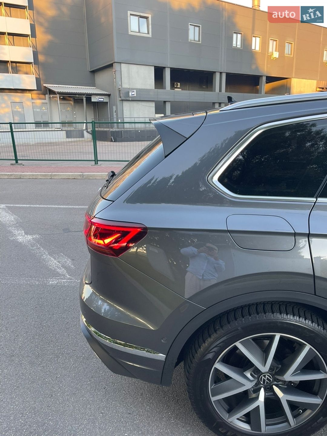 Volkswagen Touareg 2023 VIN WVGZZZCR3PD028403 фото оголошення 23 з 62