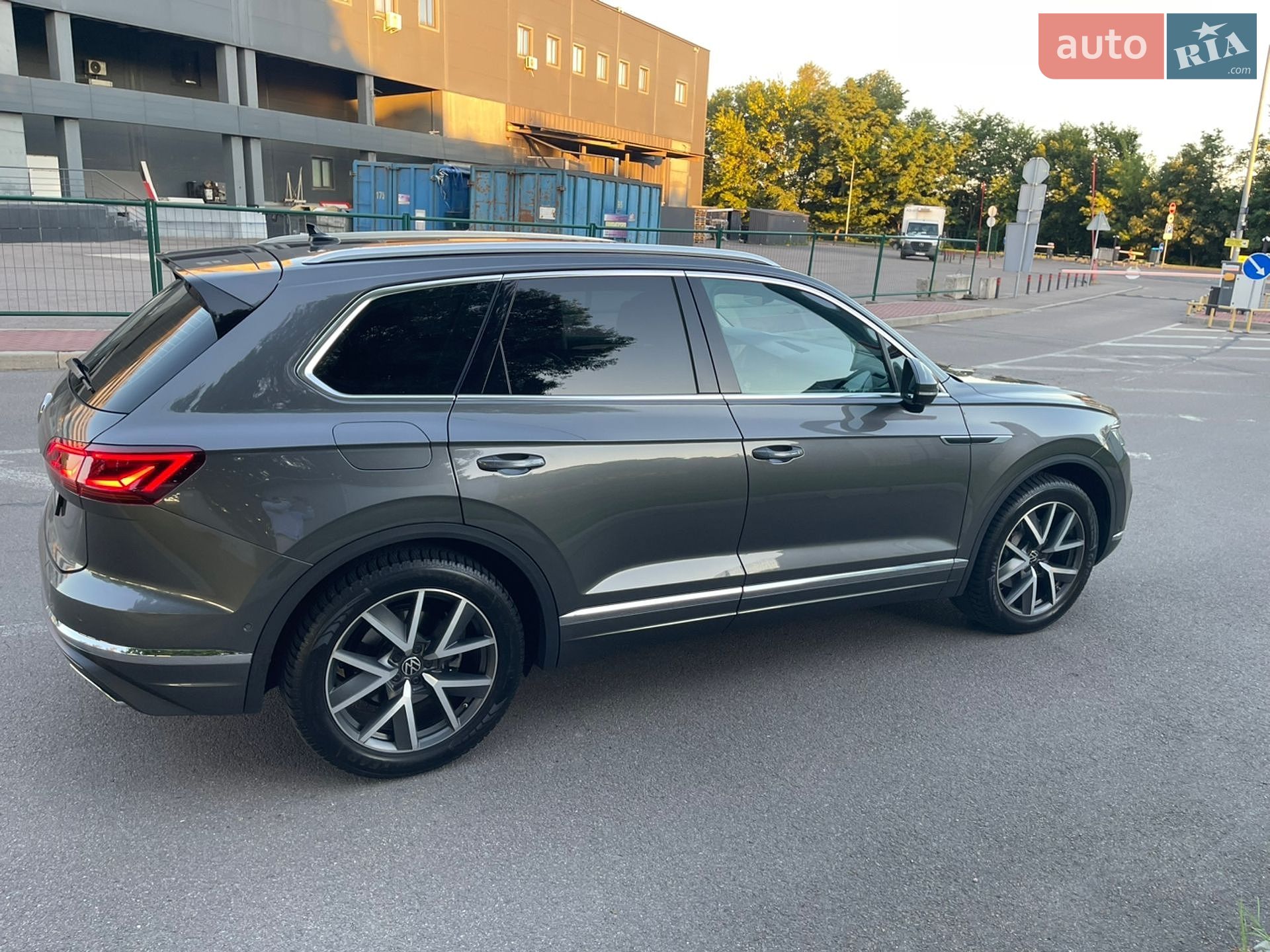 Volkswagen Touareg 2023 VIN WVGZZZCR3PD028403 фото оголошення 7 з 62