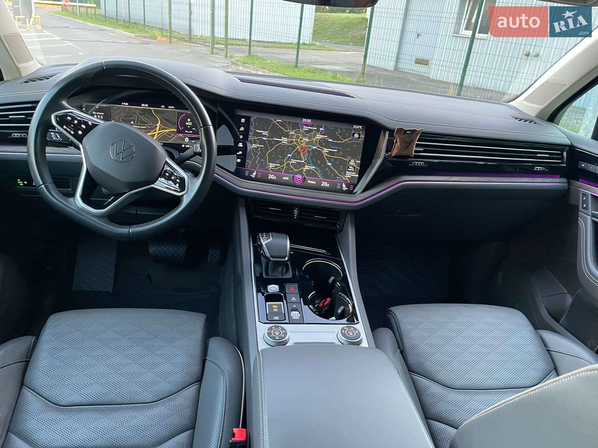 Volkswagen Touareg 2023 VIN WVGZZZCR3PD028403 фото оголошення 42 з 62