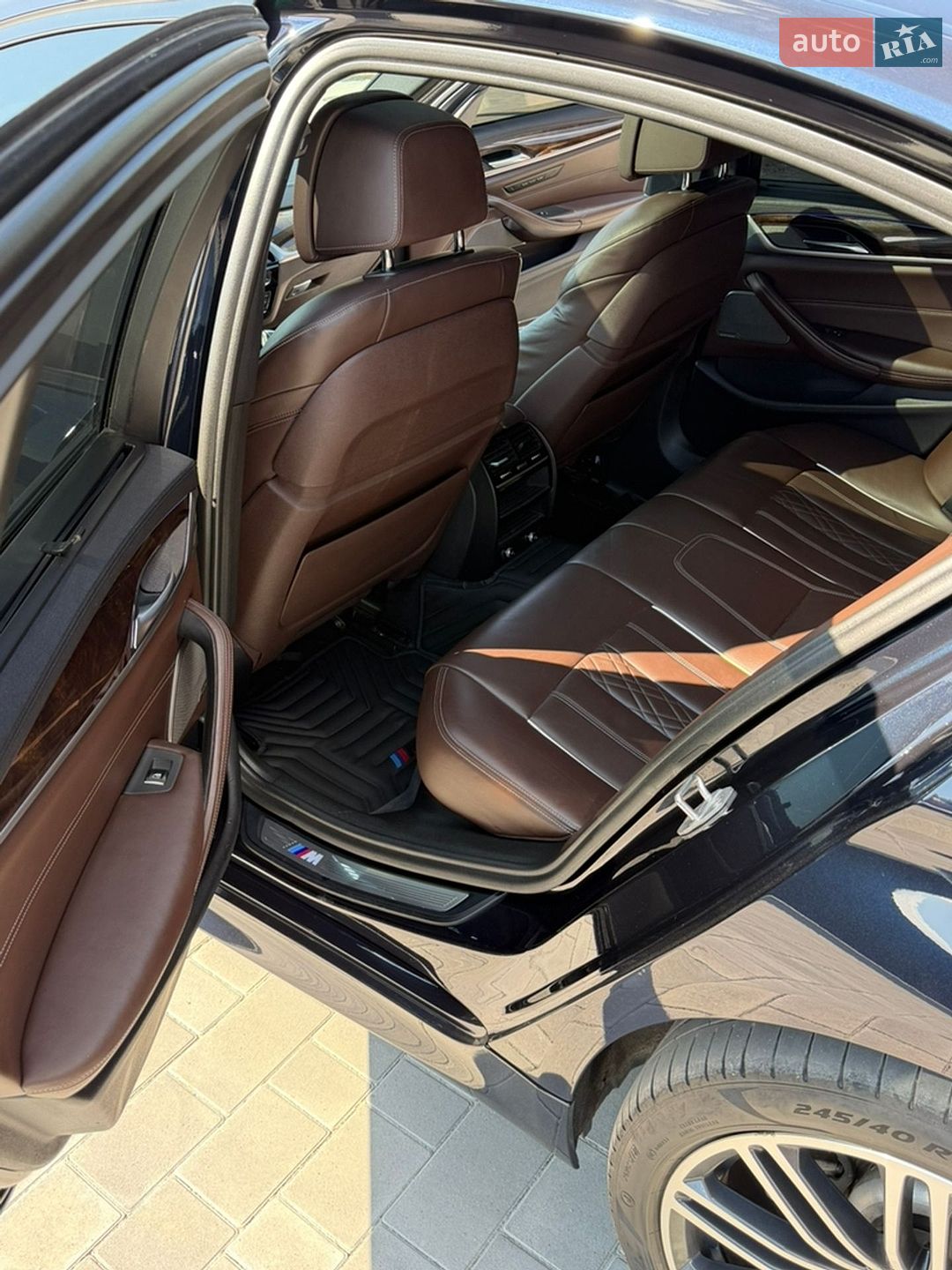 BMW 5 Series 2017 VIN WBAJB1C50JB084173 фото оголошення 18 з 26