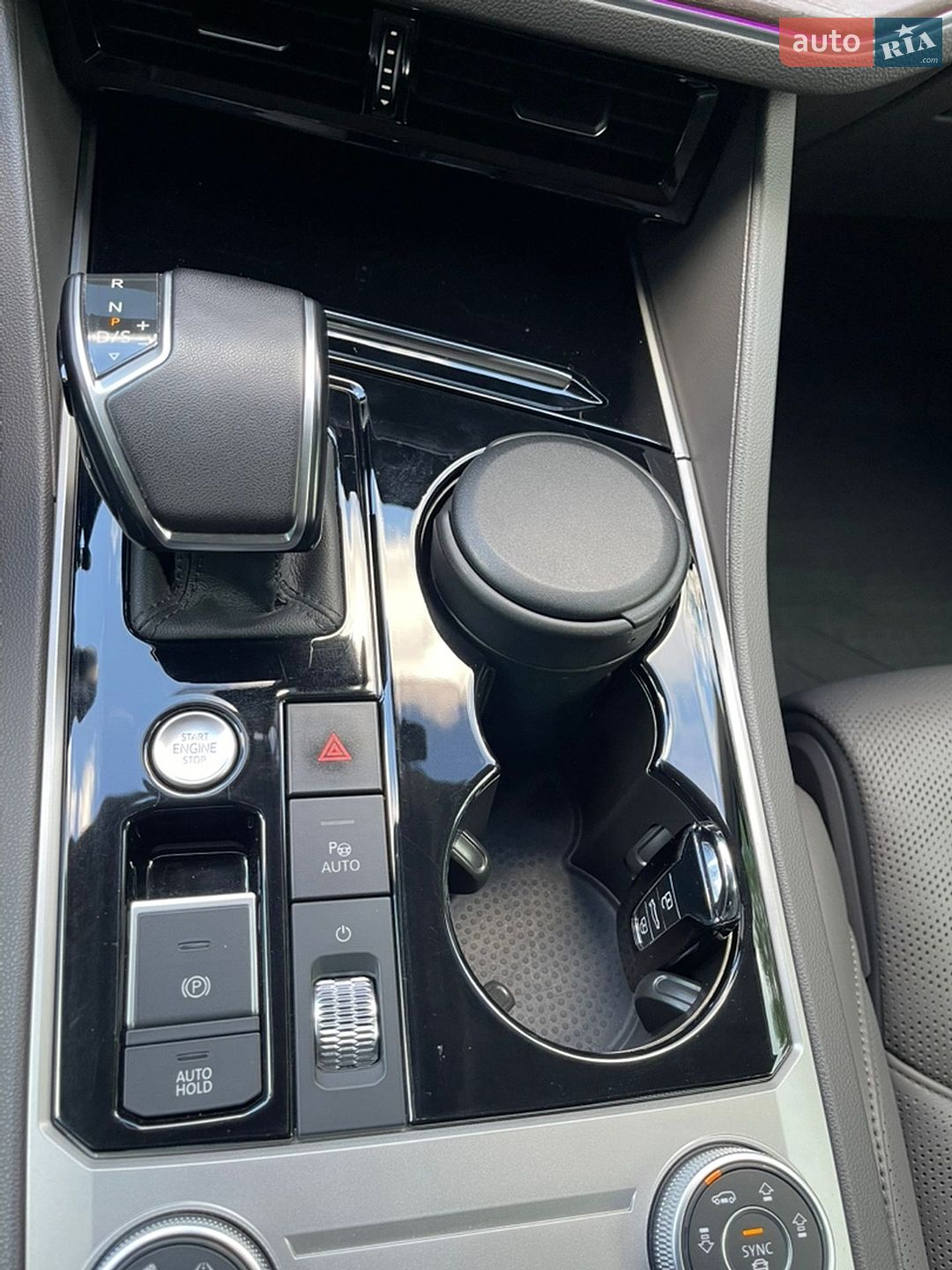 Volkswagen Touareg 2023 VIN WVGZZZCR3PD028403 фото оголошення 53 з 62