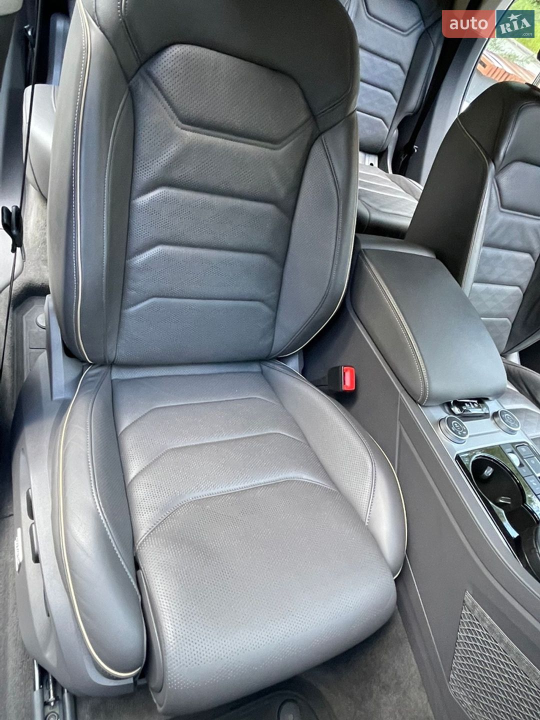 Volkswagen Touareg 2023 VIN WVGZZZCR3PD028403 фото оголошення 60 з 62