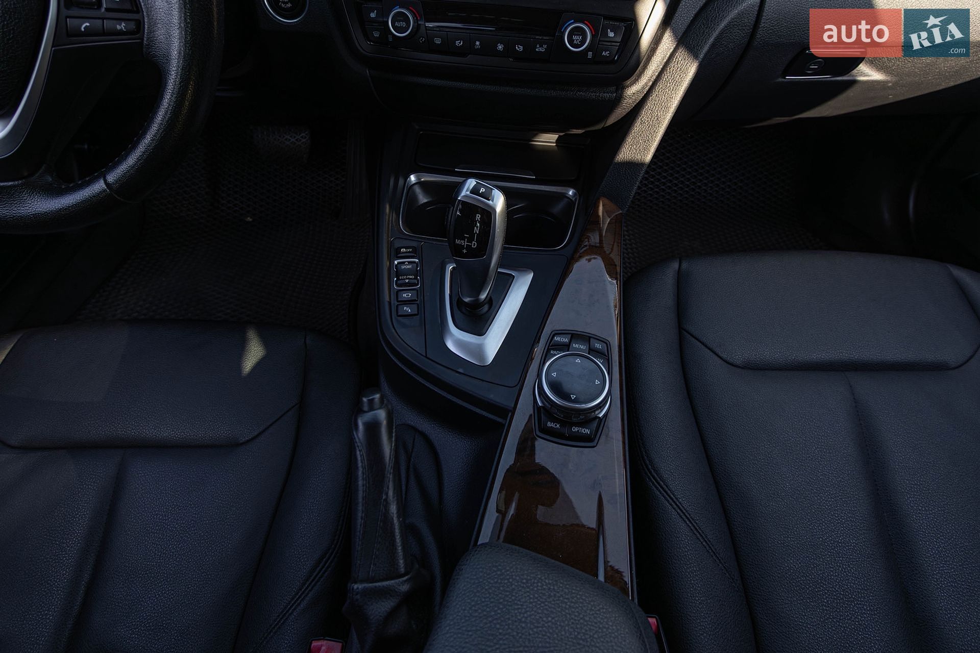 BMW 3 Series 2013 VIN WBA3B5C5XEP540351 фото оголошення 18 з 36
