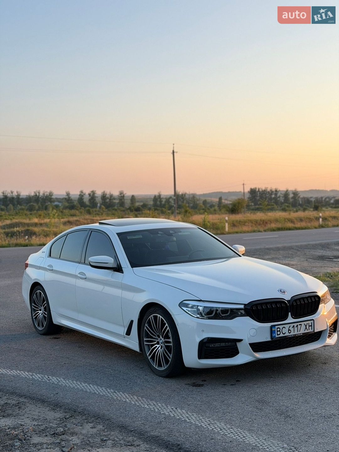BMW 5 Series 2018 VIN WBAJA9C52KB389712 фото оголошення 6 з 29