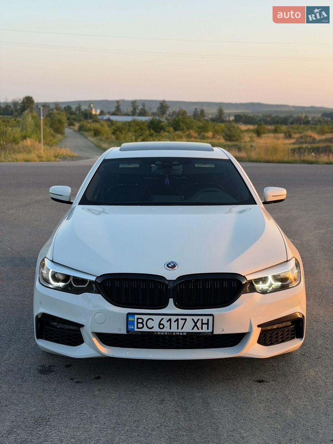BMW 5 Series 2018 VIN WBAJA9C52KB389712 фото оголошення 11 з 29