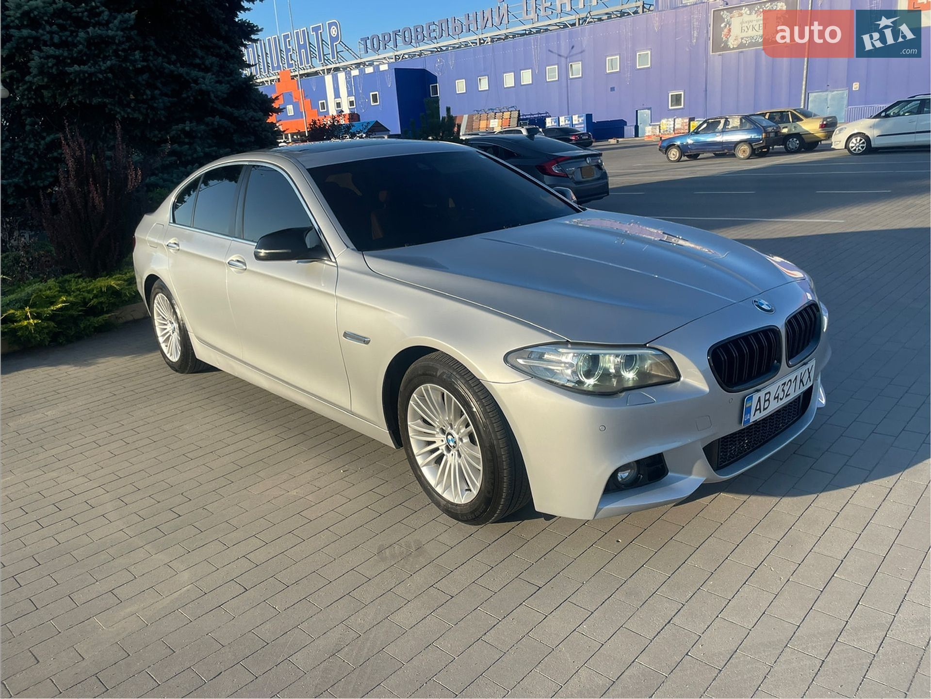 BMW 5 Series 2013 VIN WBA5C3101ED042784 фото оголошення 2 з 16