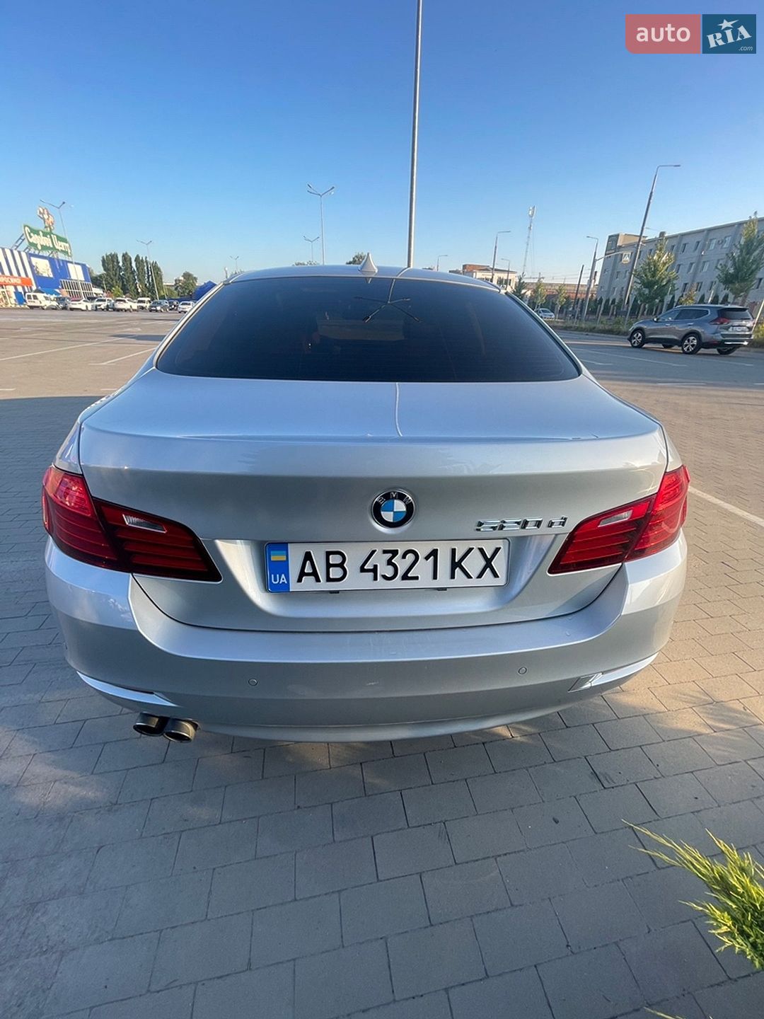 BMW 5 Series 2013 VIN WBA5C3101ED042784 фото оголошення 8 з 16